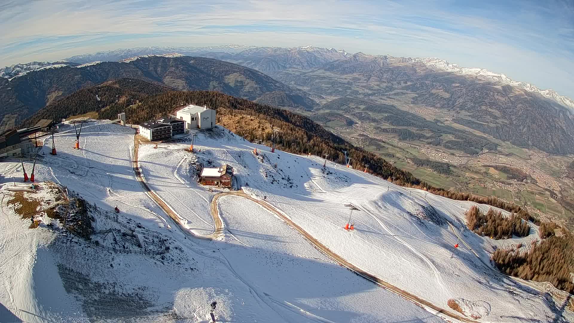 Stazione sciistica di Plan de Corones | vista su Brunico