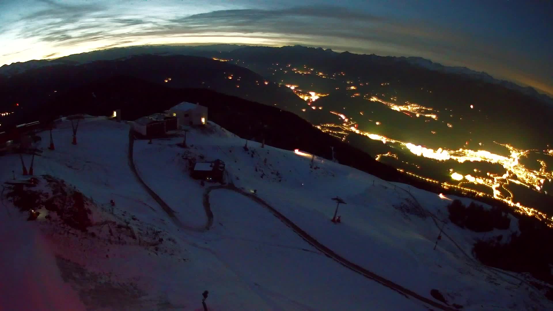 Stazione sciistica di Plan de Corones | vista su Brunico