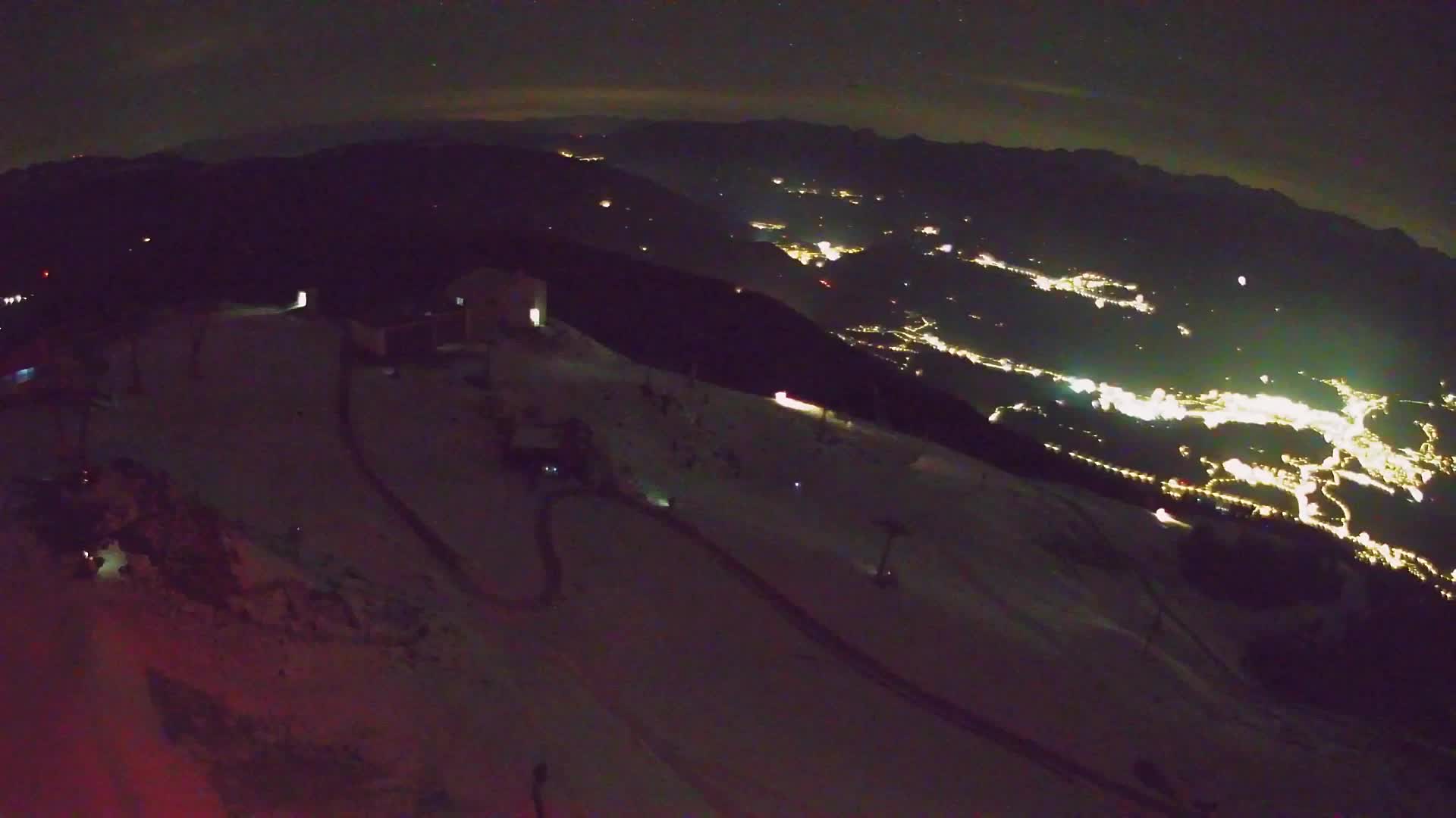 Kronplatz peak Ski resort | view to Bruneck