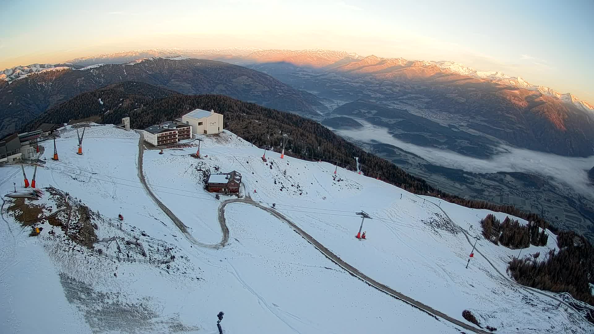 Stazione sciistica di Plan de Corones | vista su Brunico