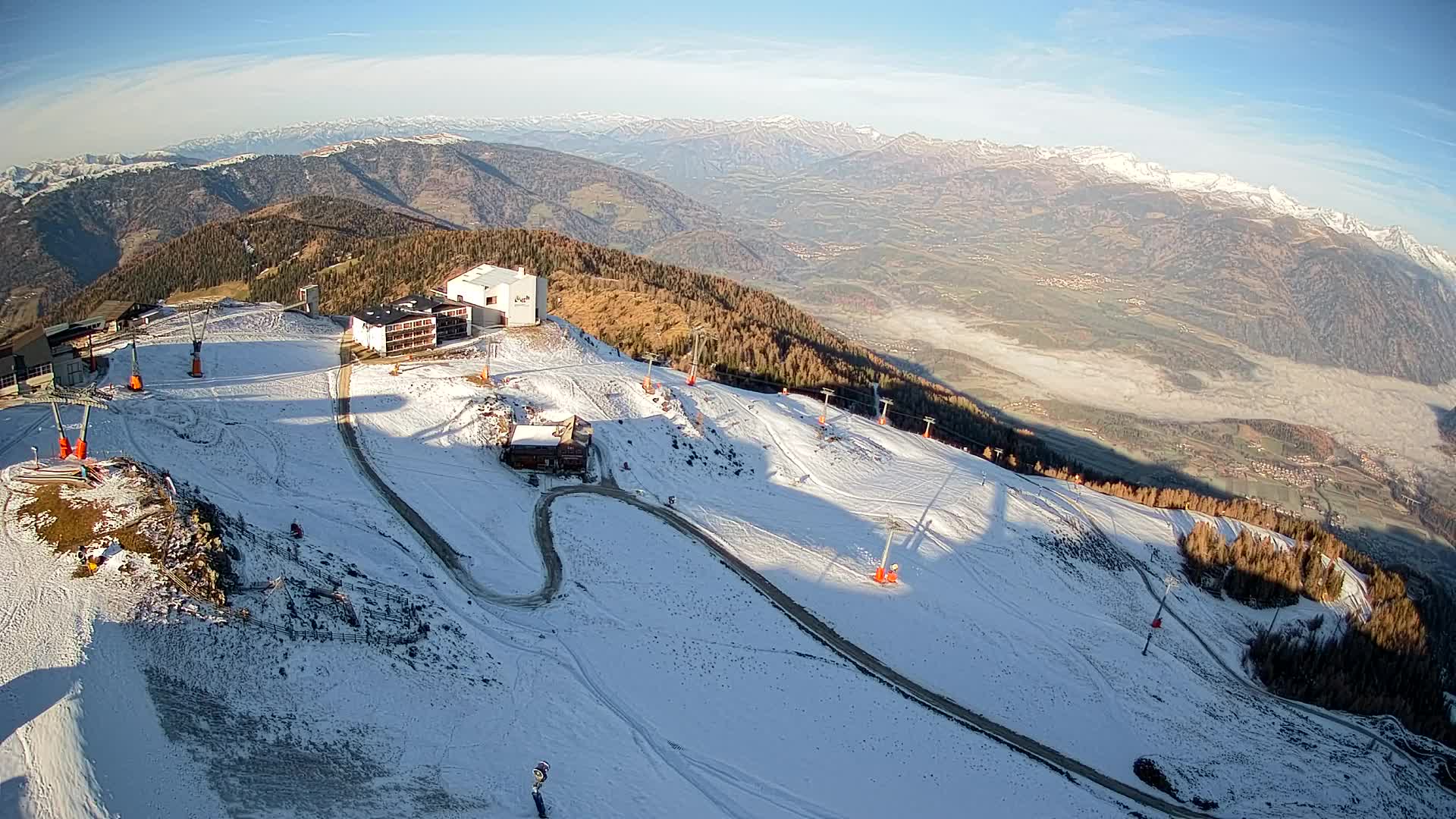 Stazione sciistica di Plan de Corones | vista su Brunico
