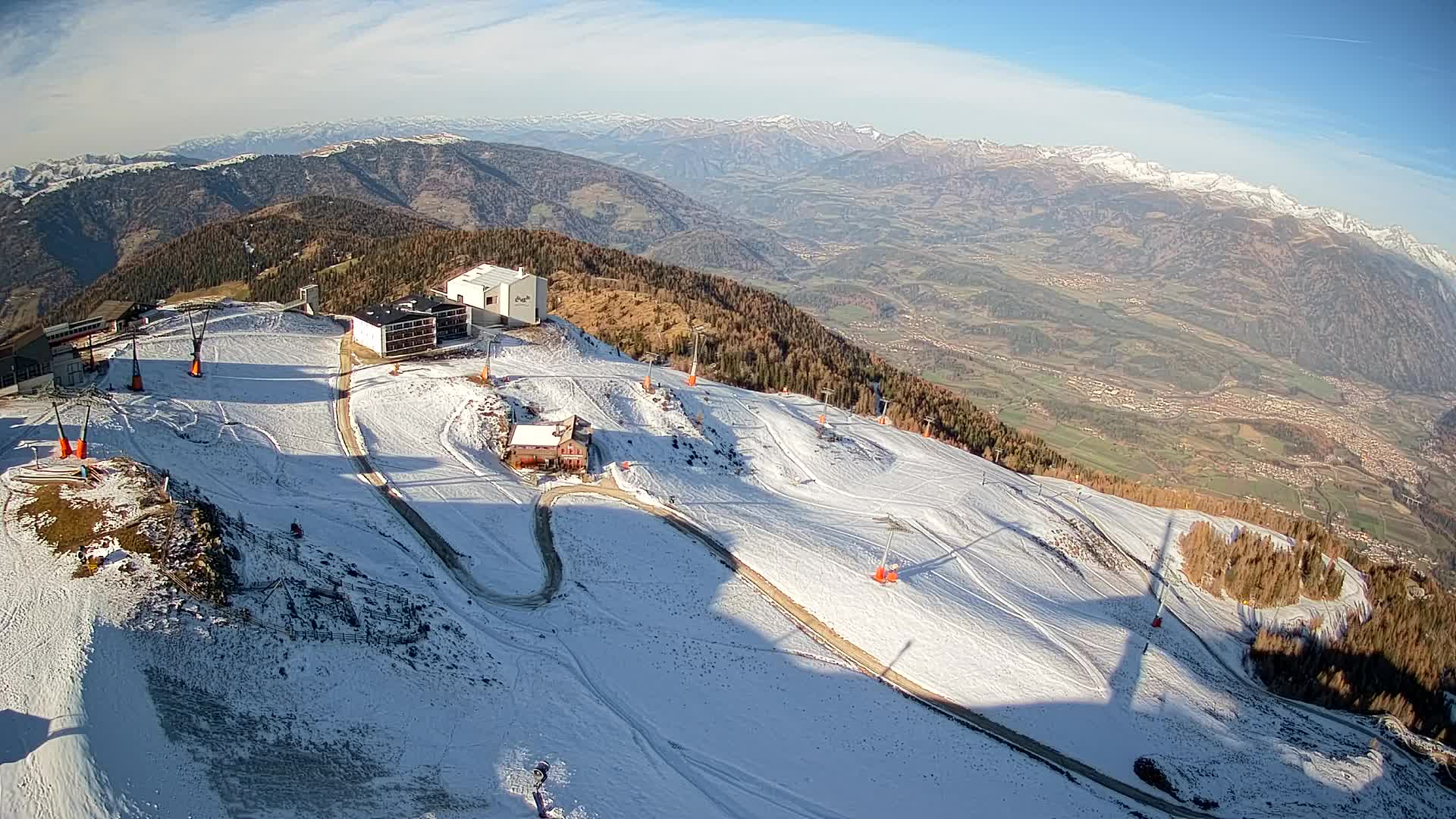 Skigebiet Kronplatz Gipfel | Blick auf Bruneck