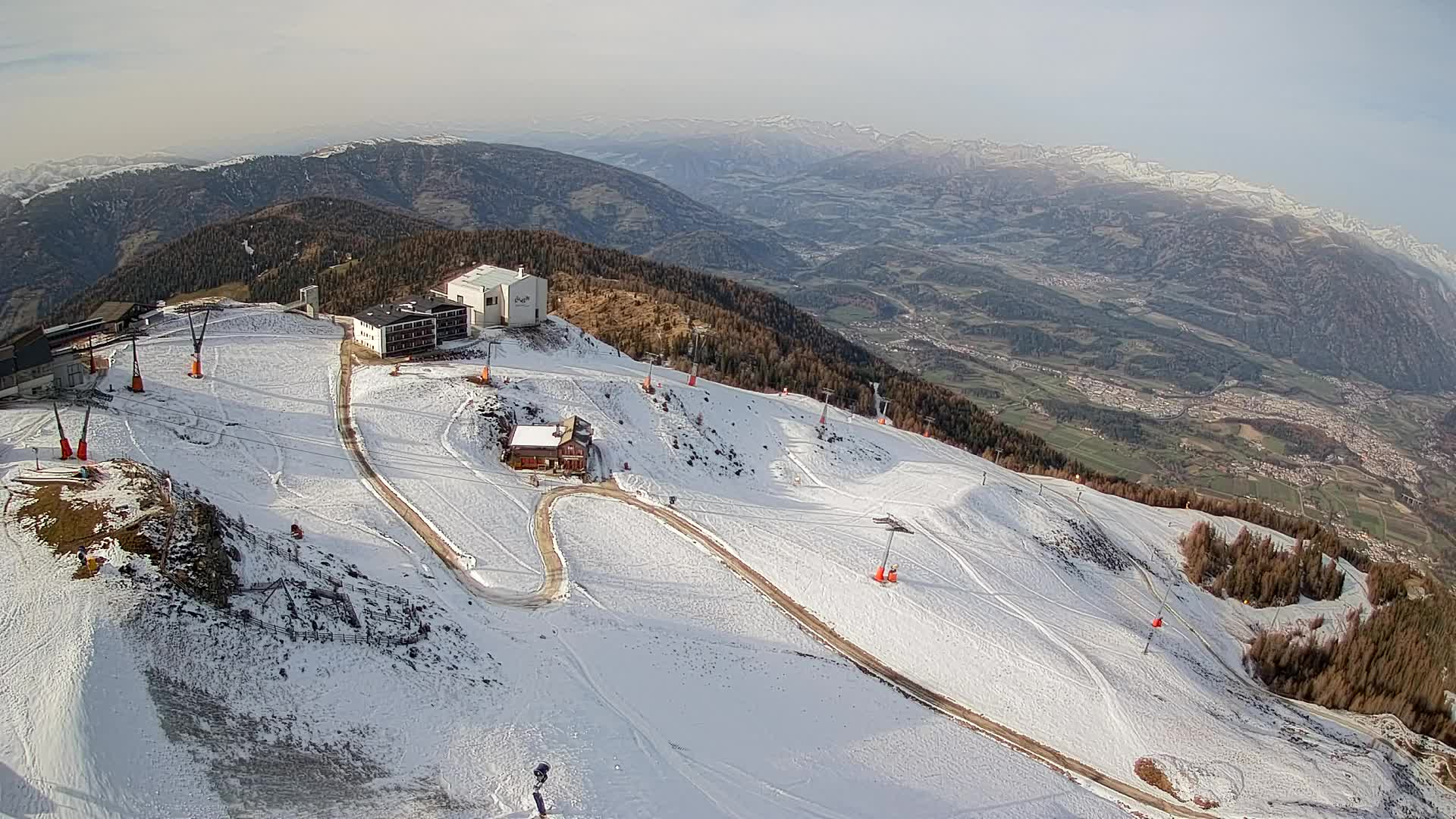 Skigebiet Kronplatz Gipfel | Blick auf Bruneck