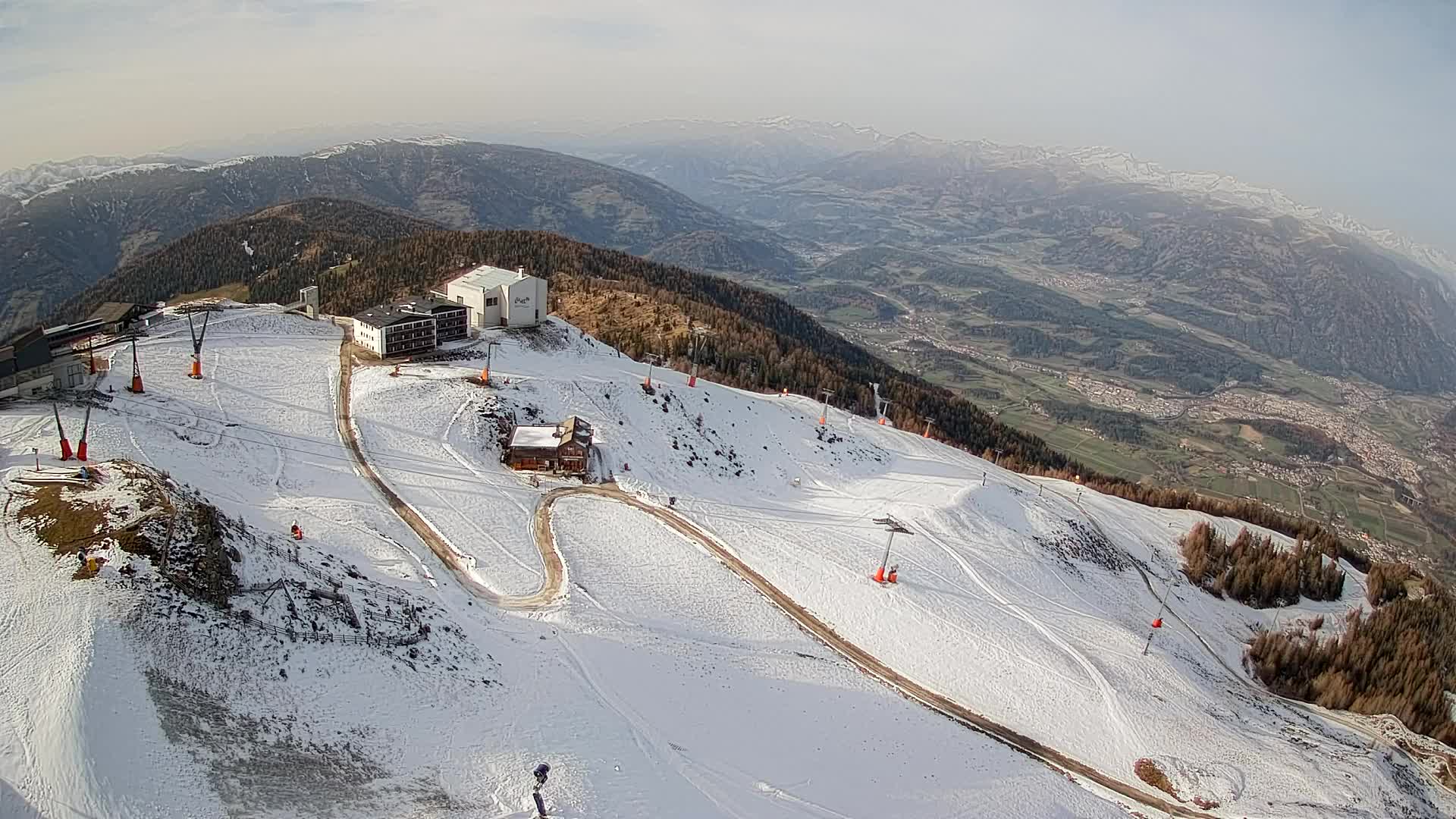Stazione sciistica di Plan de Corones | vista su Brunico