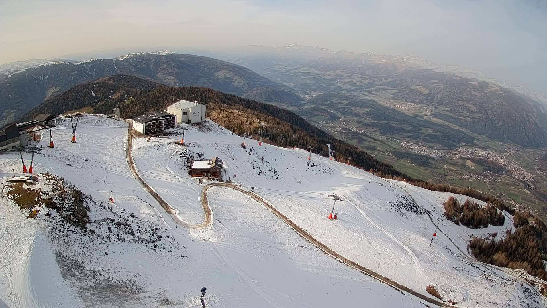 Station de ski Kronplatz sommet | vue sur Brunico