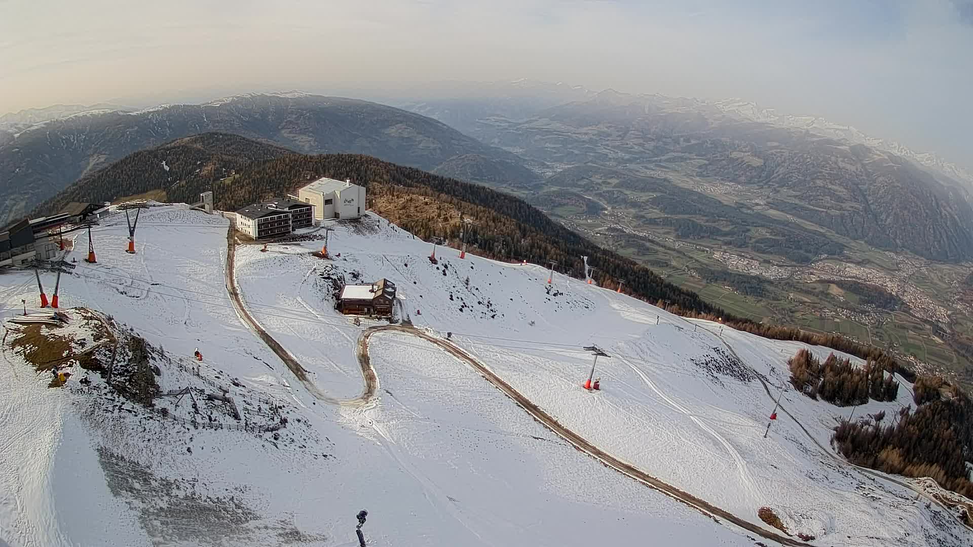 Station de ski Kronplatz sommet | vue sur Brunico