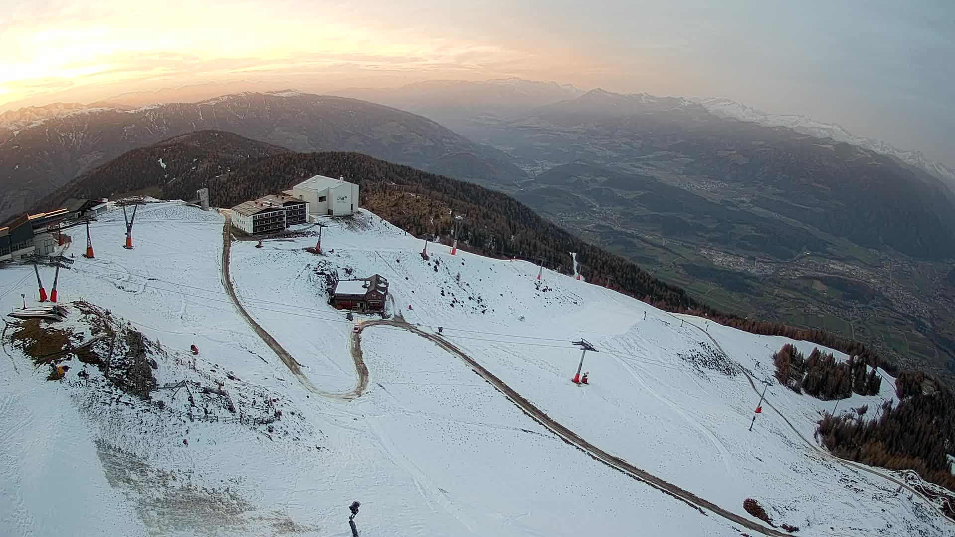 Smučišče Kronplatz – vrh | pogled na Bruneck