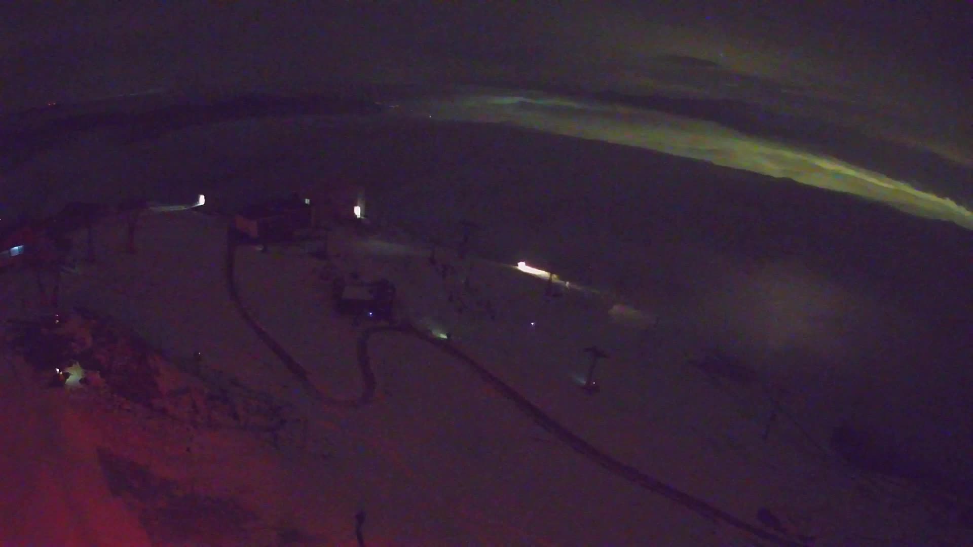 Cima estación de esquí Kronplatz | vista hacia Brunico