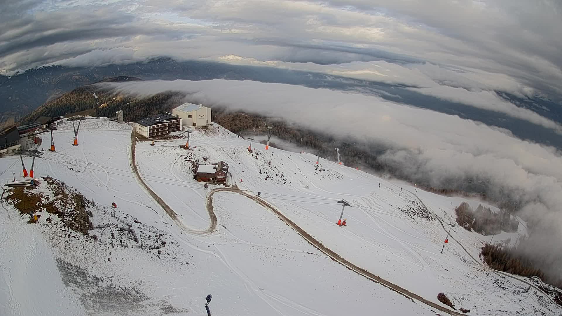 Station de ski Kronplatz sommet | vue sur Brunico