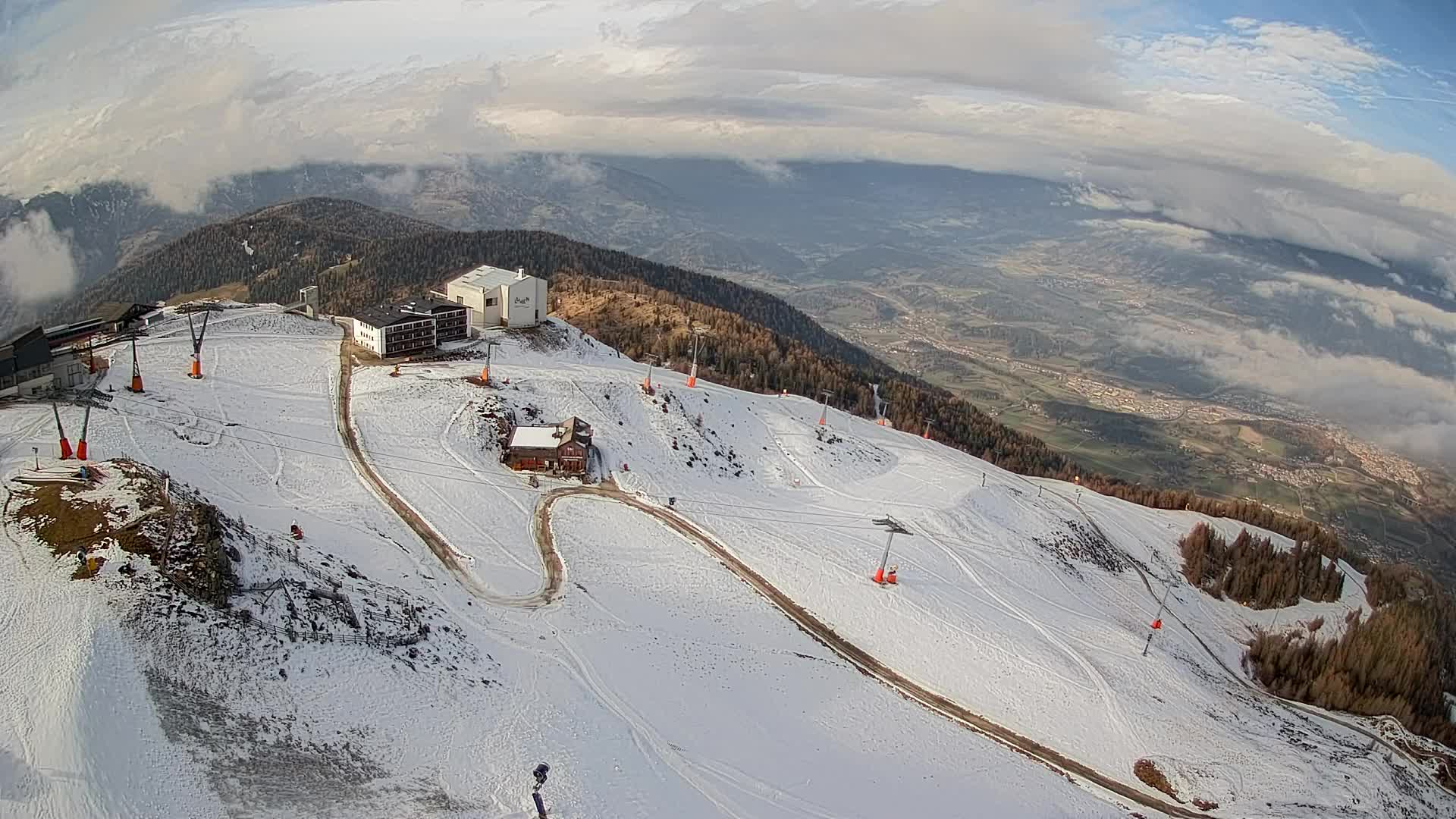 Station de ski Kronplatz sommet | vue sur Brunico