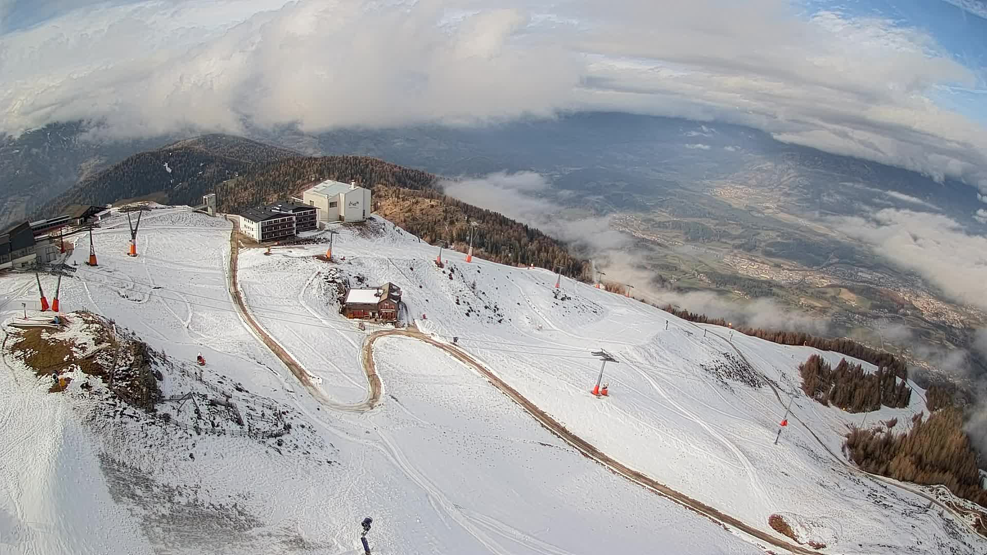 Station de ski Kronplatz sommet | vue sur Brunico