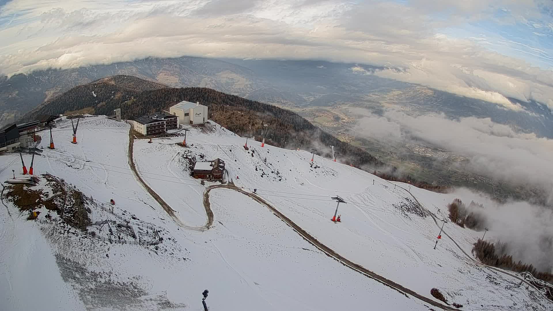 Station de ski Kronplatz sommet | vue sur Brunico