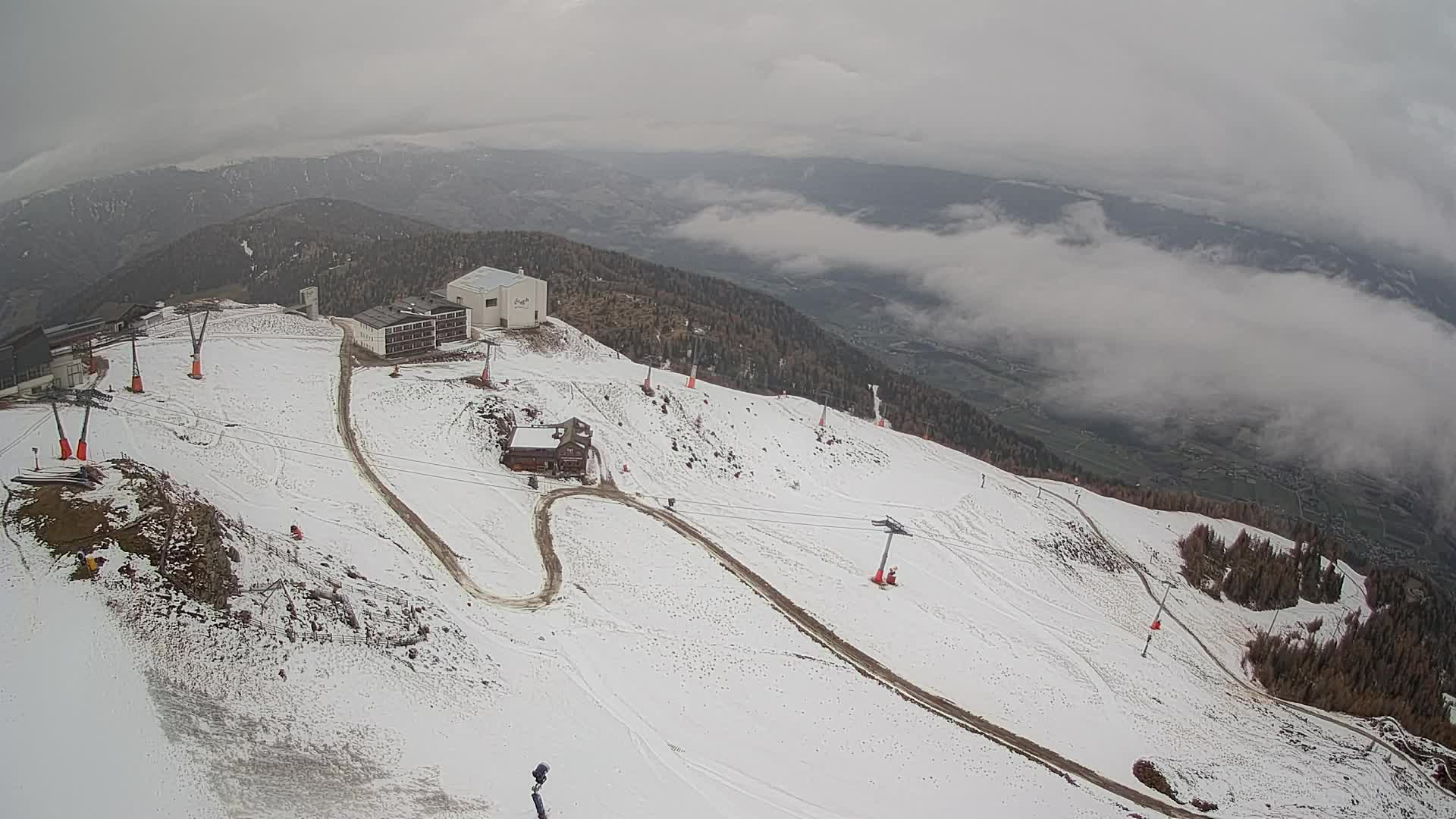 Station de ski Kronplatz sommet | vue sur Brunico