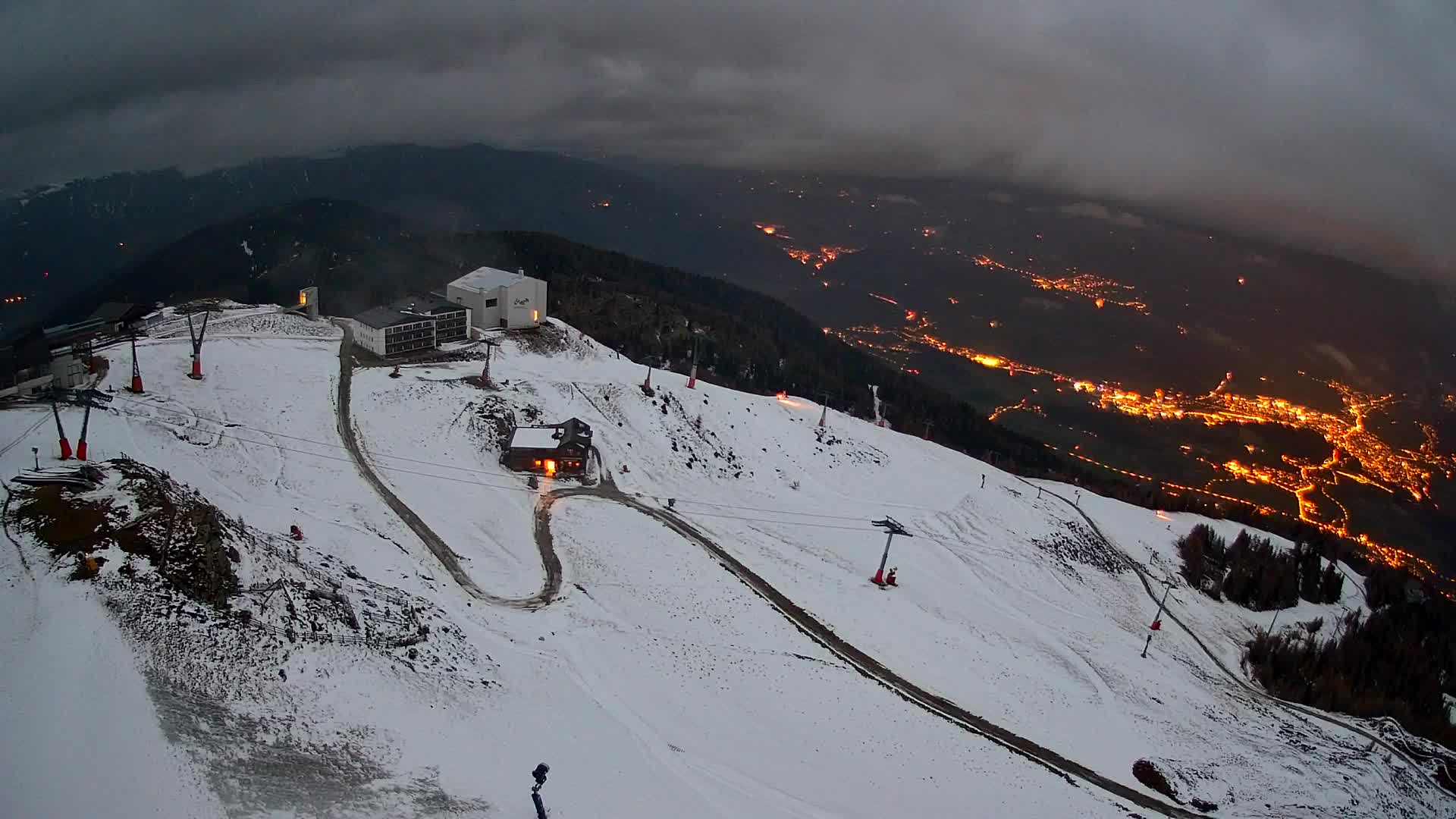 Kronplatz peak Ski resort | view to Bruneck