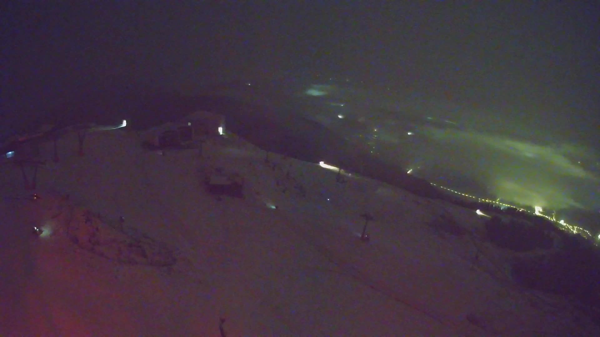 Kronplatz peak Ski resort | view to Bruneck