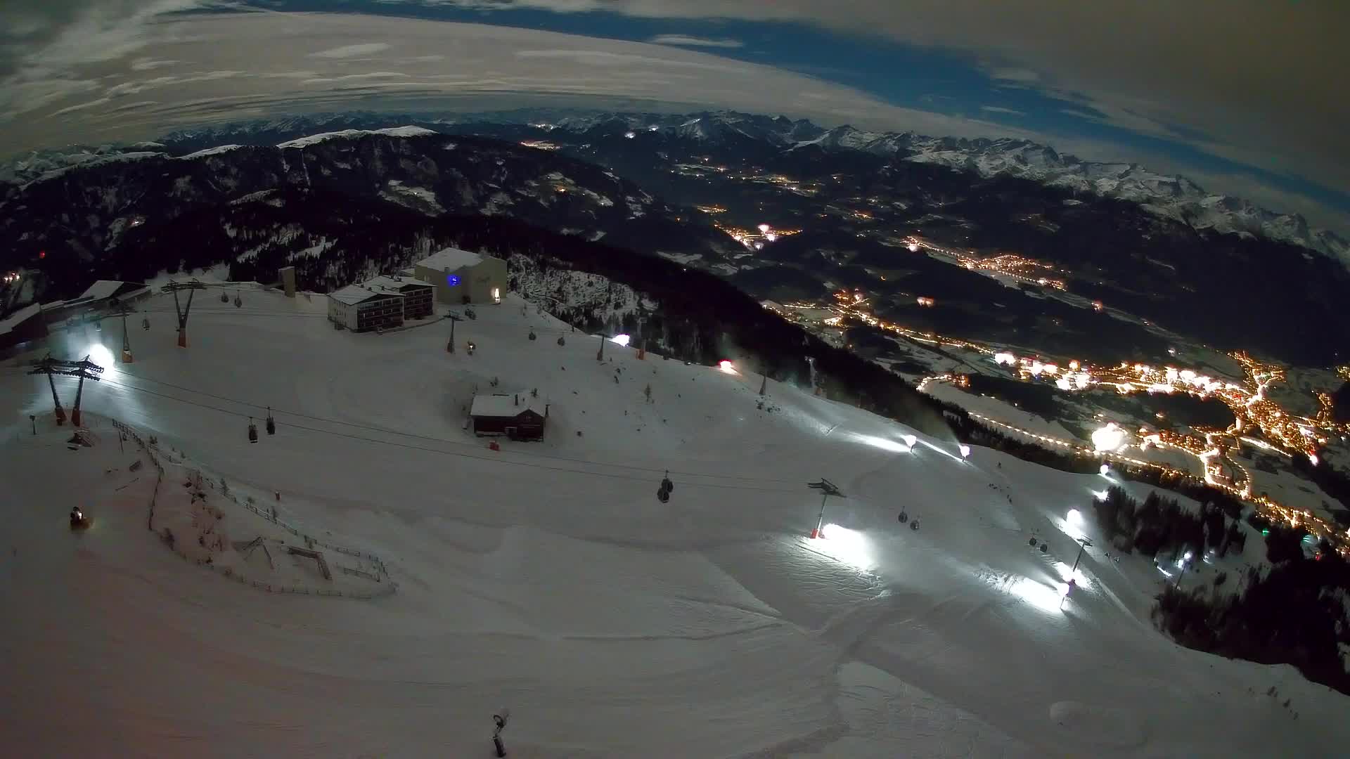 Station de ski Kronplatz sommet | vue sur Brunico