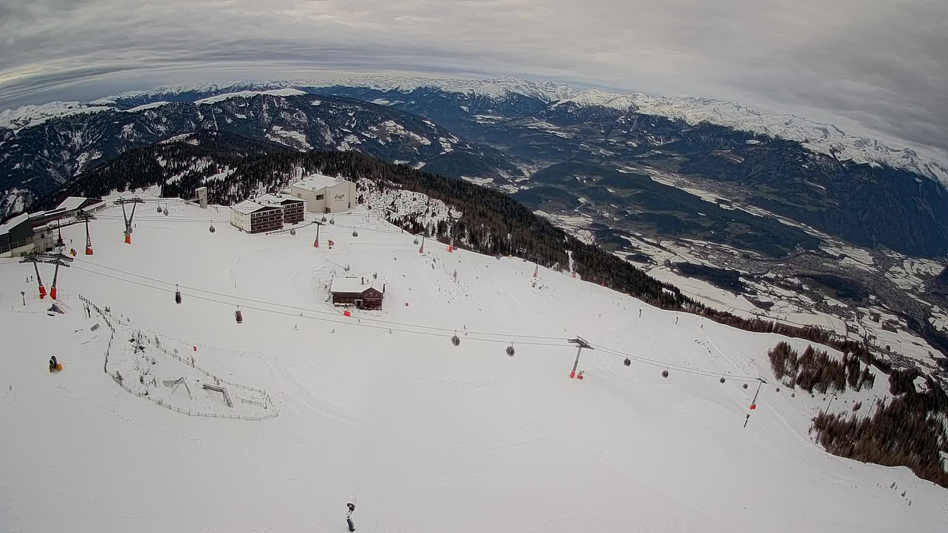 Station de ski Kronplatz sommet | vue sur Brunico