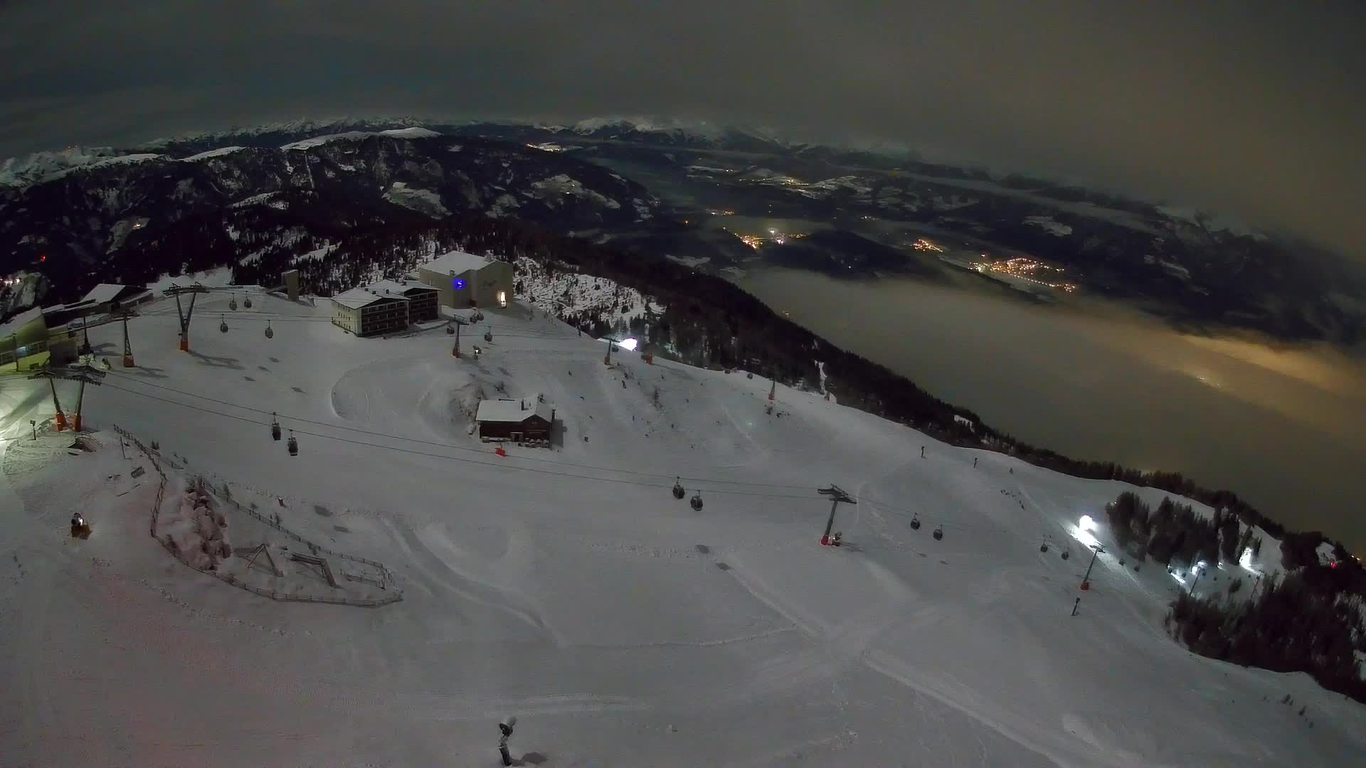 Kronplatz peak Ski resort | view to Bruneck