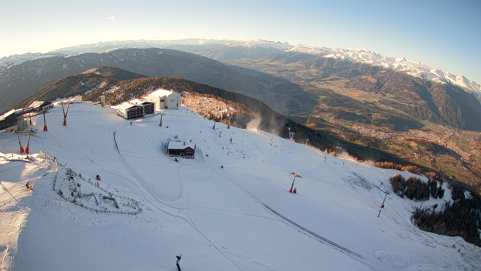 Stazione sciistica di Plan de Corones | vista su Brunico