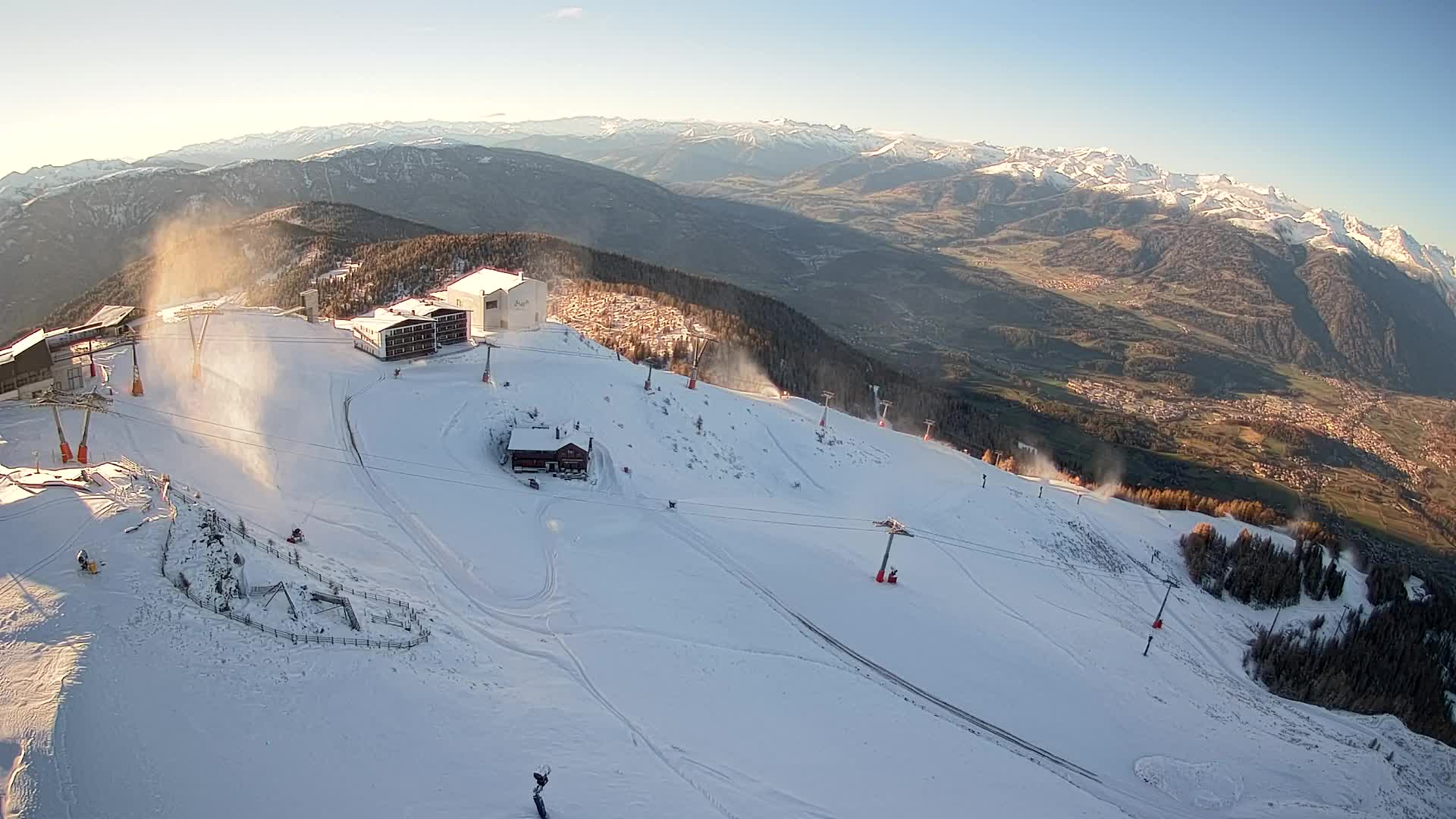 Skigebiet Kronplatz Gipfel | Blick auf Bruneck