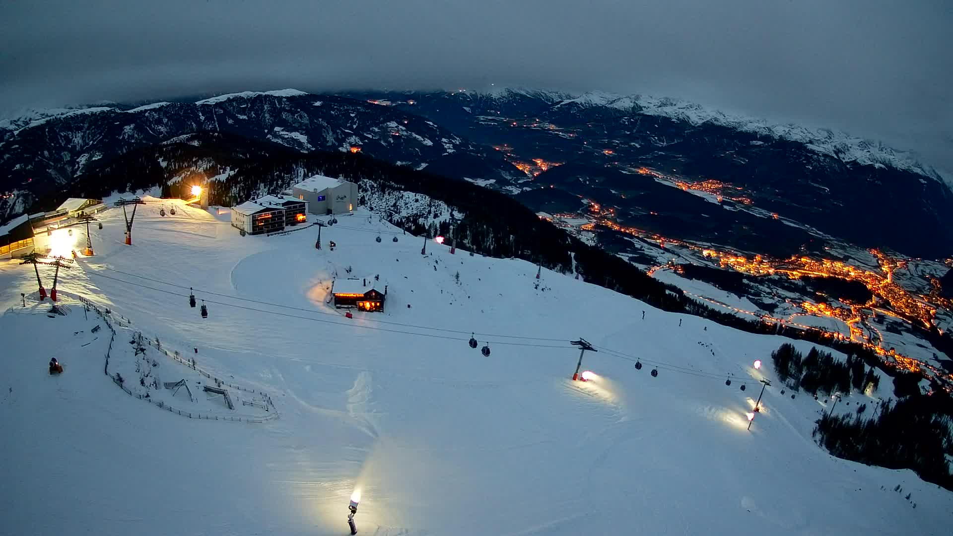 Kronplatz peak Ski resort | view to Bruneck