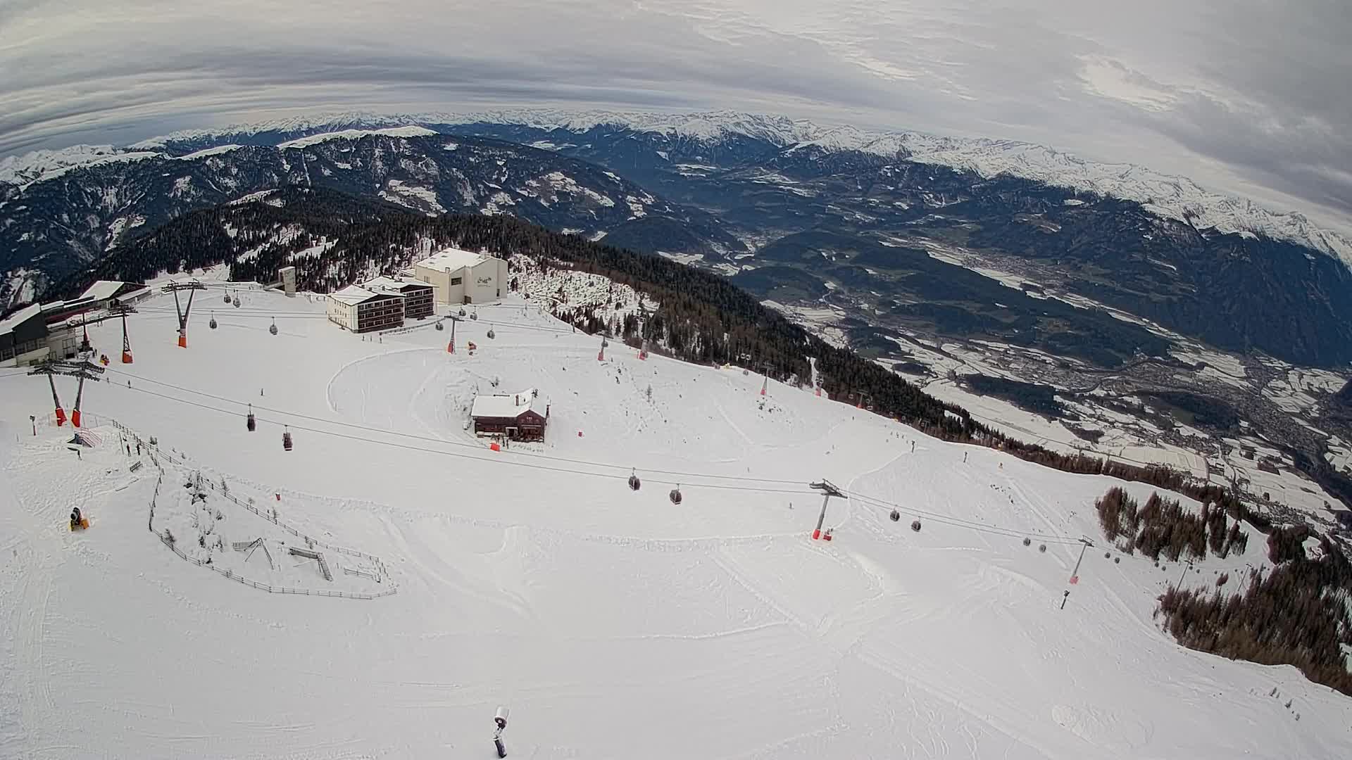 Smučišče Kronplatz – vrh | pogled na Bruneck