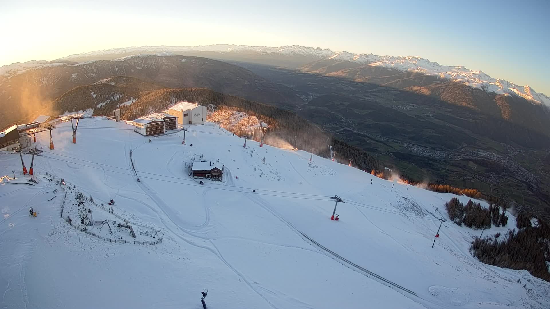 Smučišče Kronplatz – vrh | pogled na Bruneck