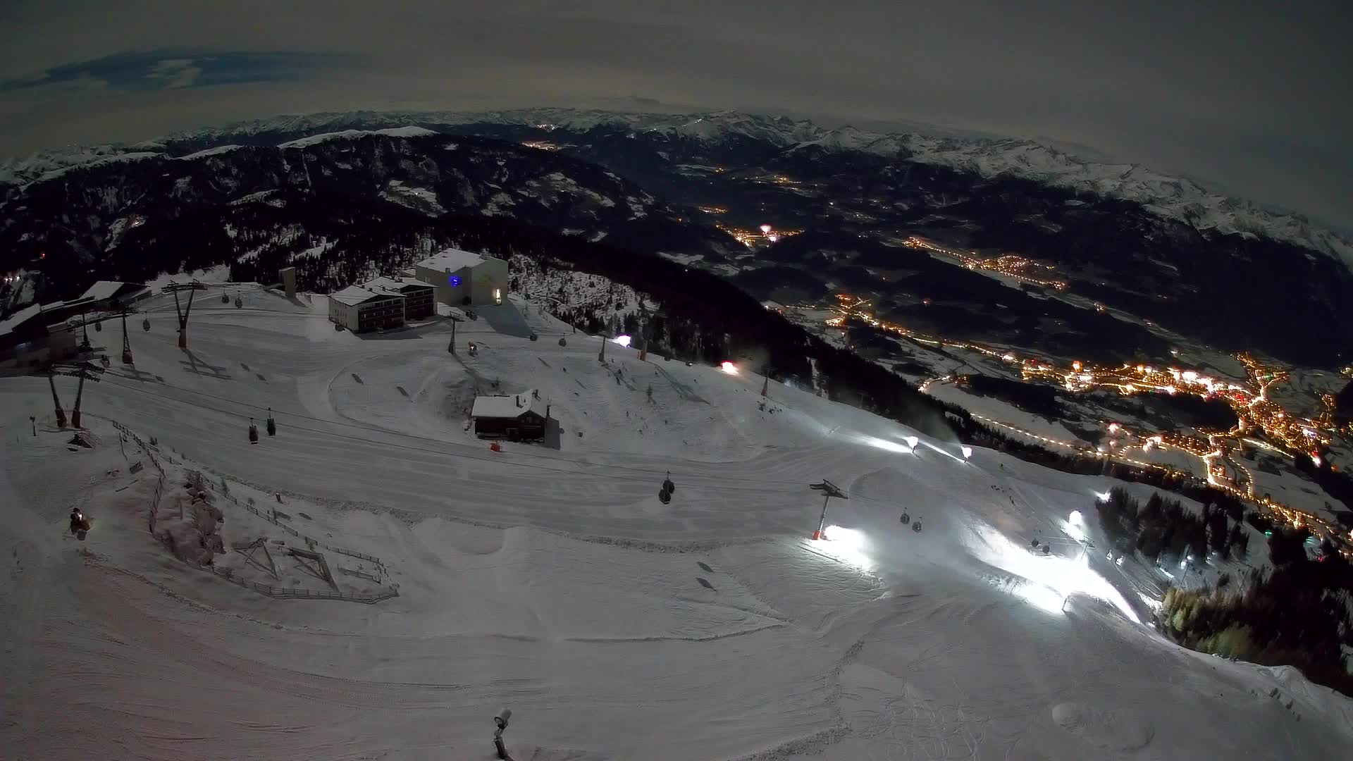 Kronplatz peak Ski resort | view to Bruneck