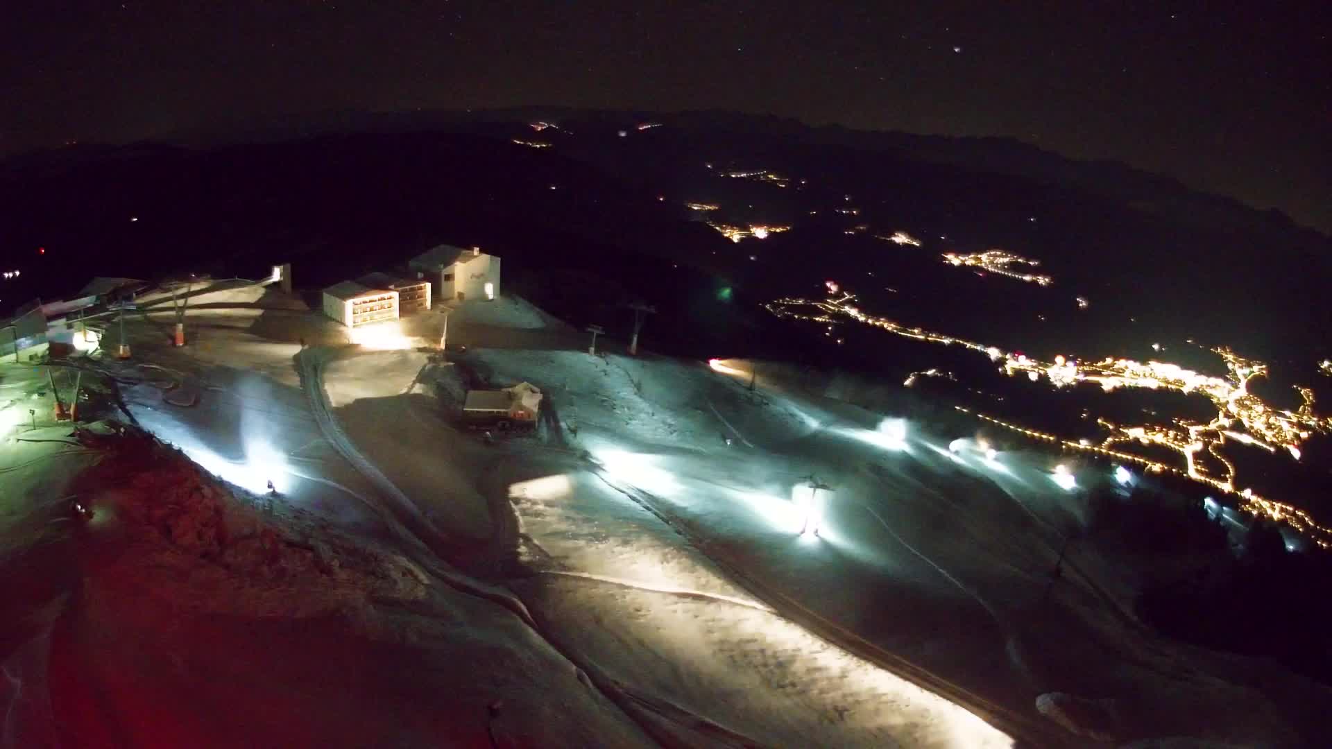 Kronplatz peak Ski resort | view to Bruneck
