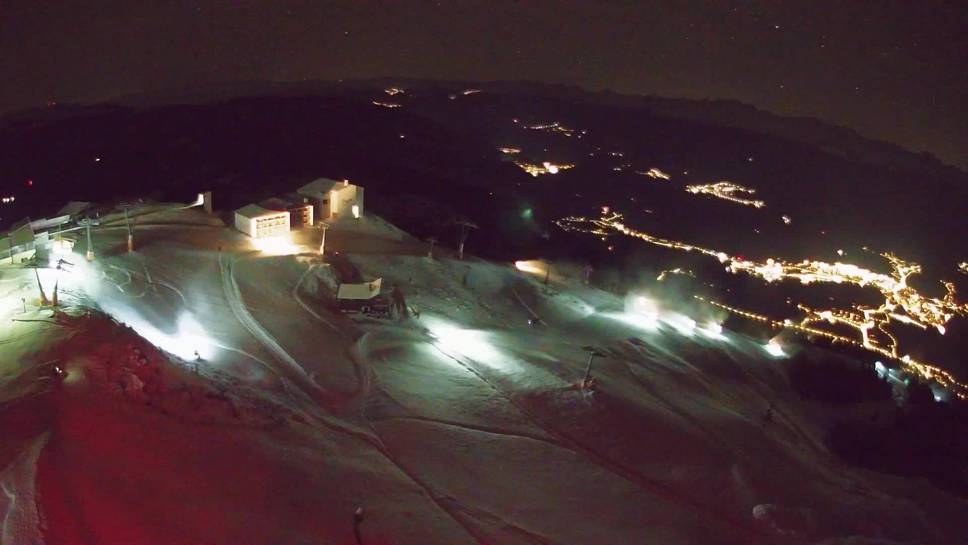 Stazione sciistica di Plan de Corones | vista su Brunico