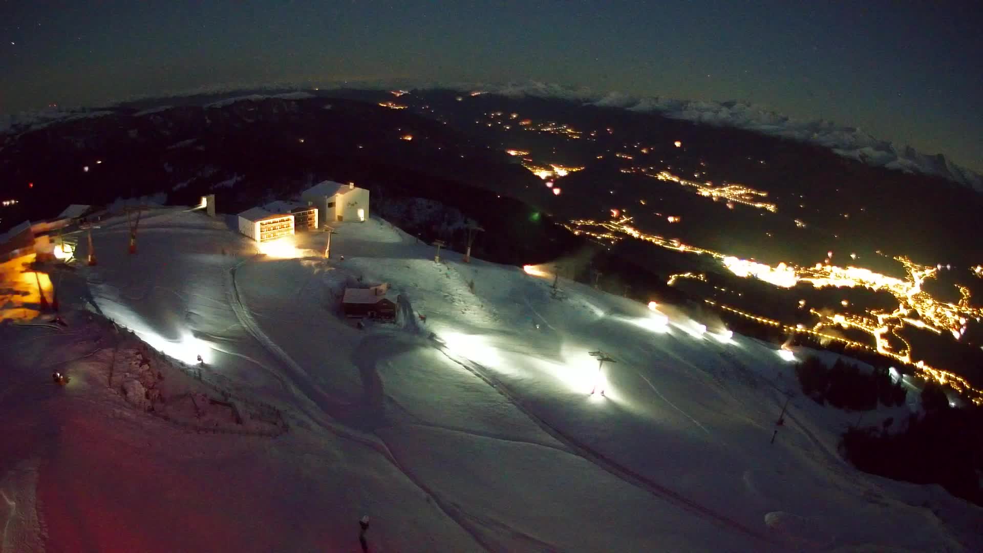 Skigebiet Kronplatz Gipfel | Blick auf Bruneck