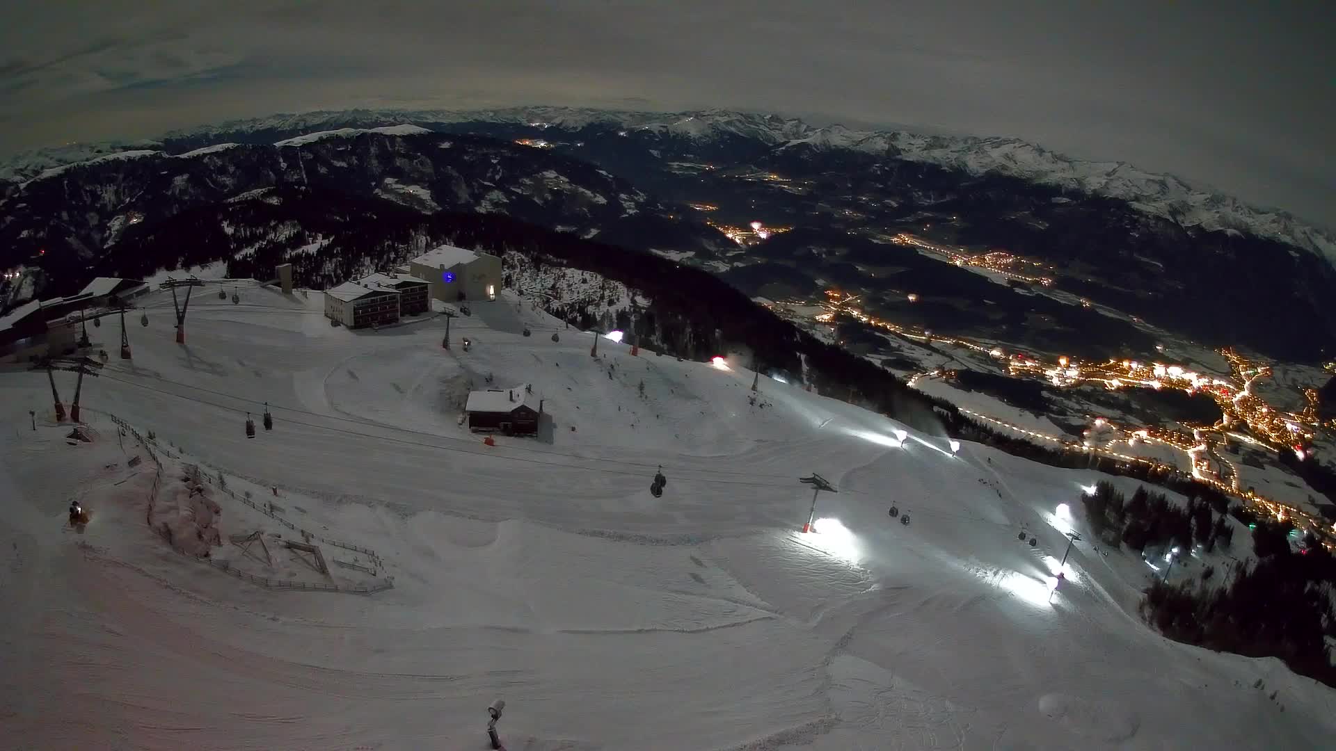 Kronplatz peak Ski resort | view to Bruneck