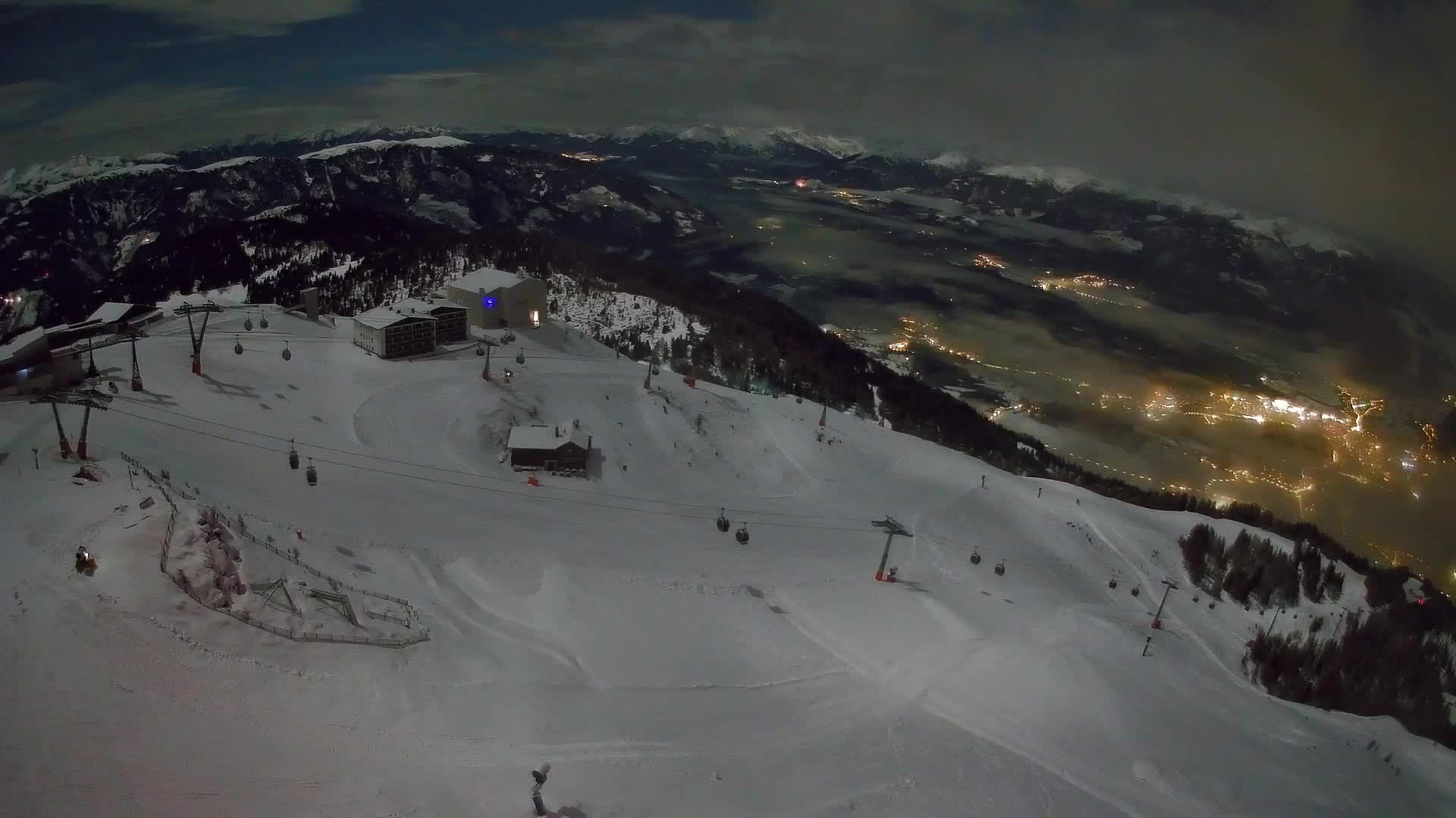 Kronplatz peak Ski resort | view to Bruneck