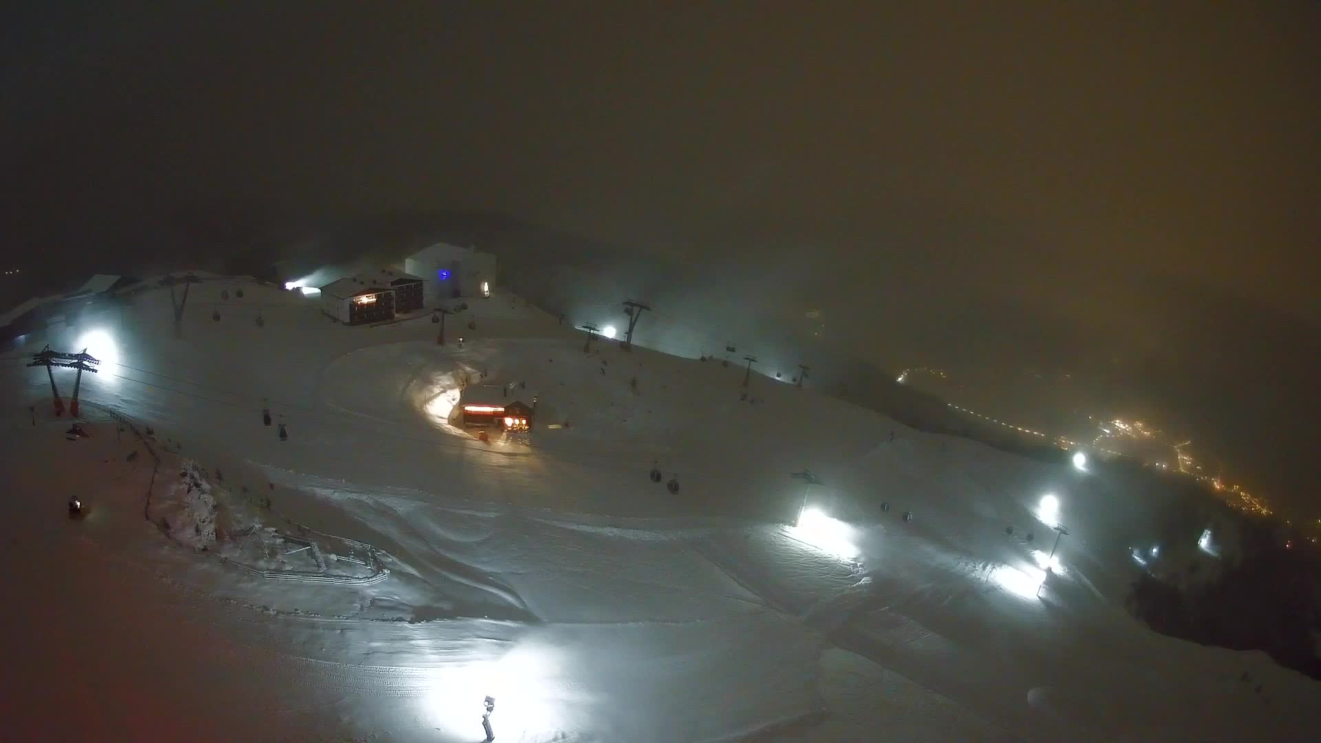 Kronplatz peak Ski resort | view to Bruneck