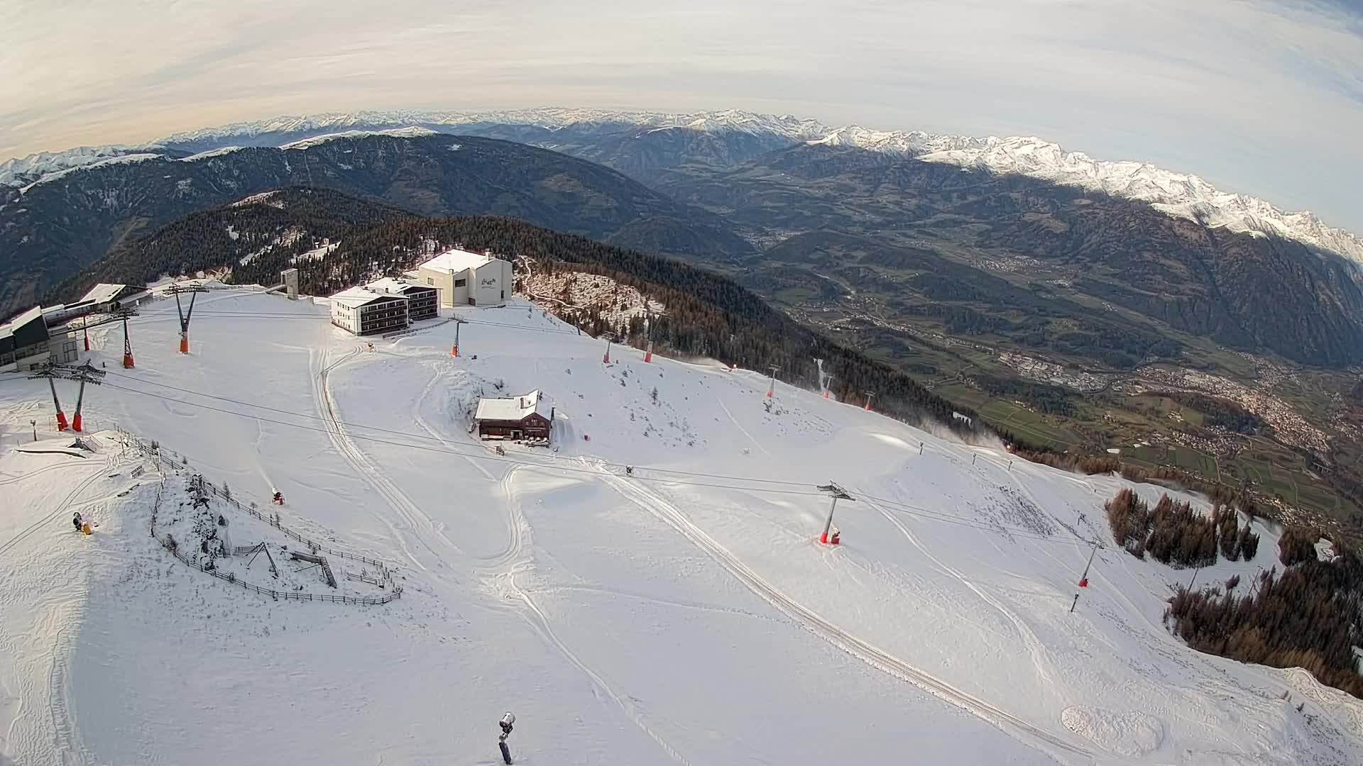 Stazione sciistica di Plan de Corones | vista su Brunico