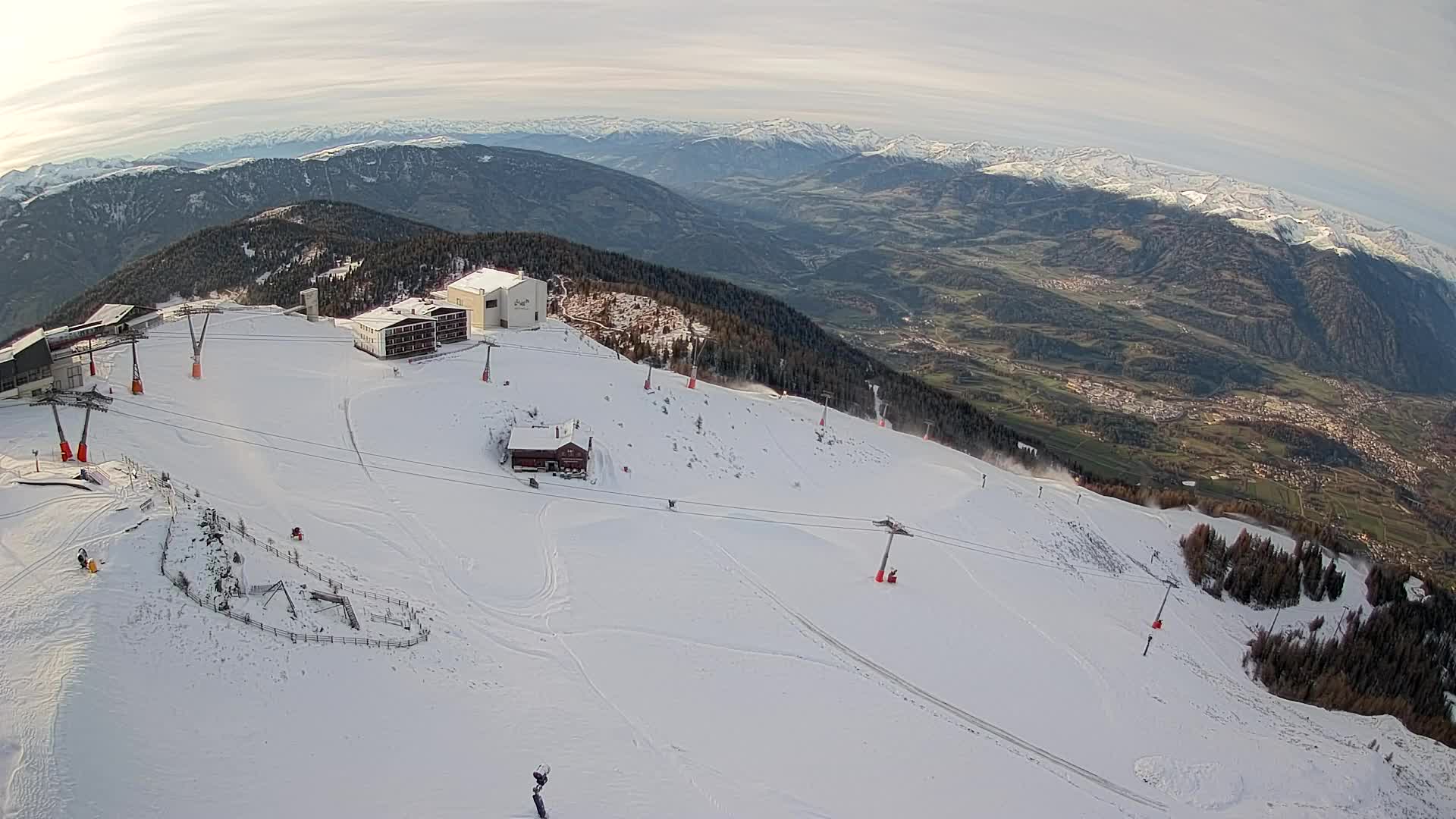 Smučišče Kronplatz – vrh | pogled na Bruneck