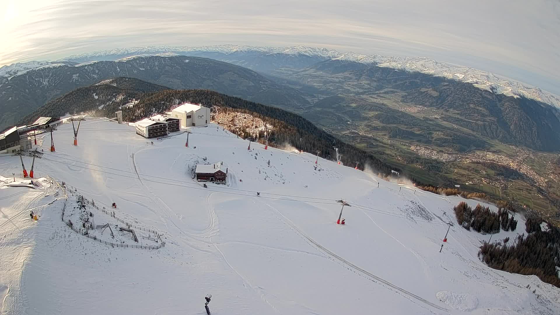 Station de ski Kronplatz sommet | vue sur Brunico