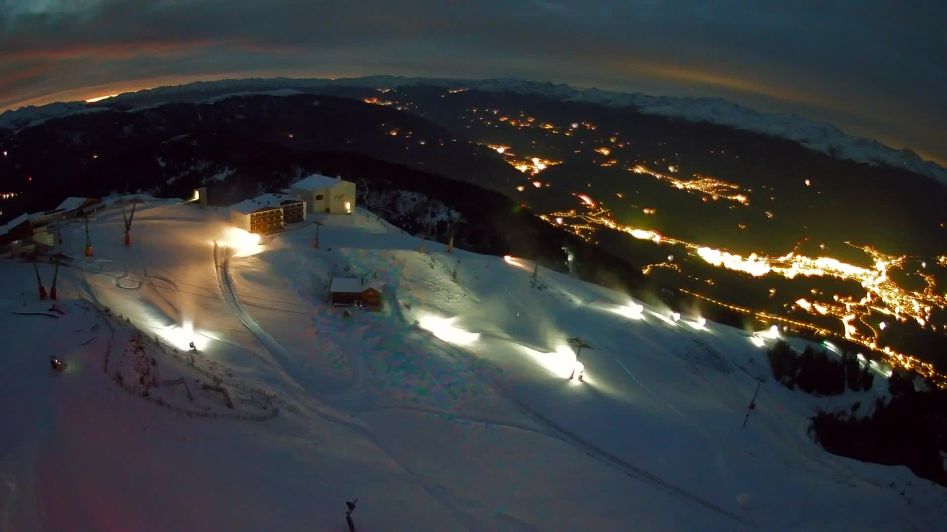 Stazione sciistica di Plan de Corones | vista su Brunico