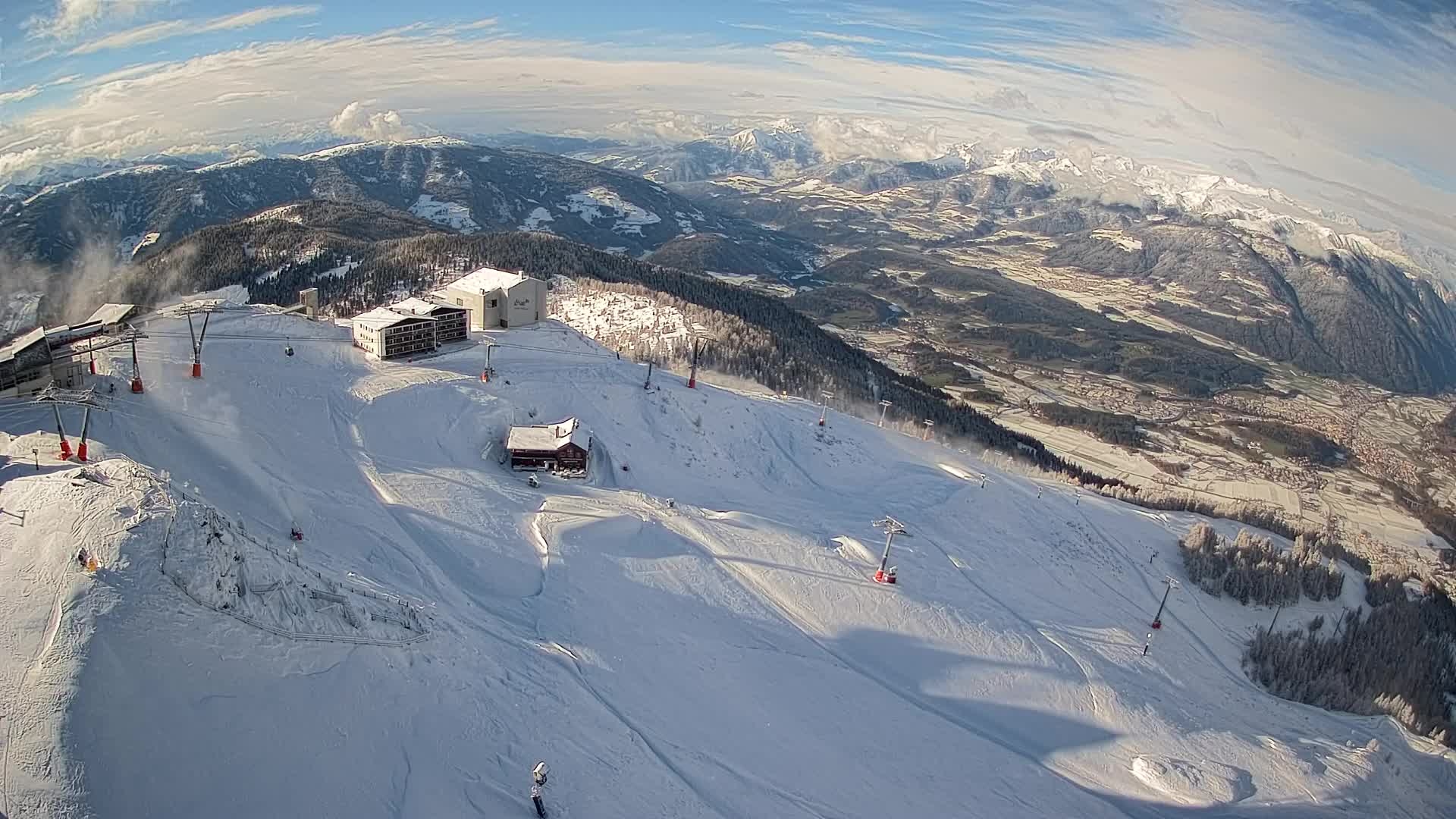 Stazione sciistica di Plan de Corones | vista su Brunico