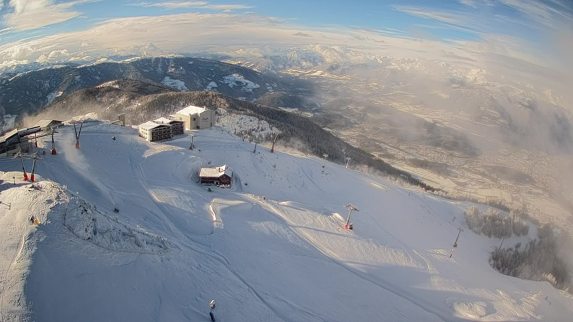 Skigebiet Kronplatz Gipfel | Blick auf Bruneck