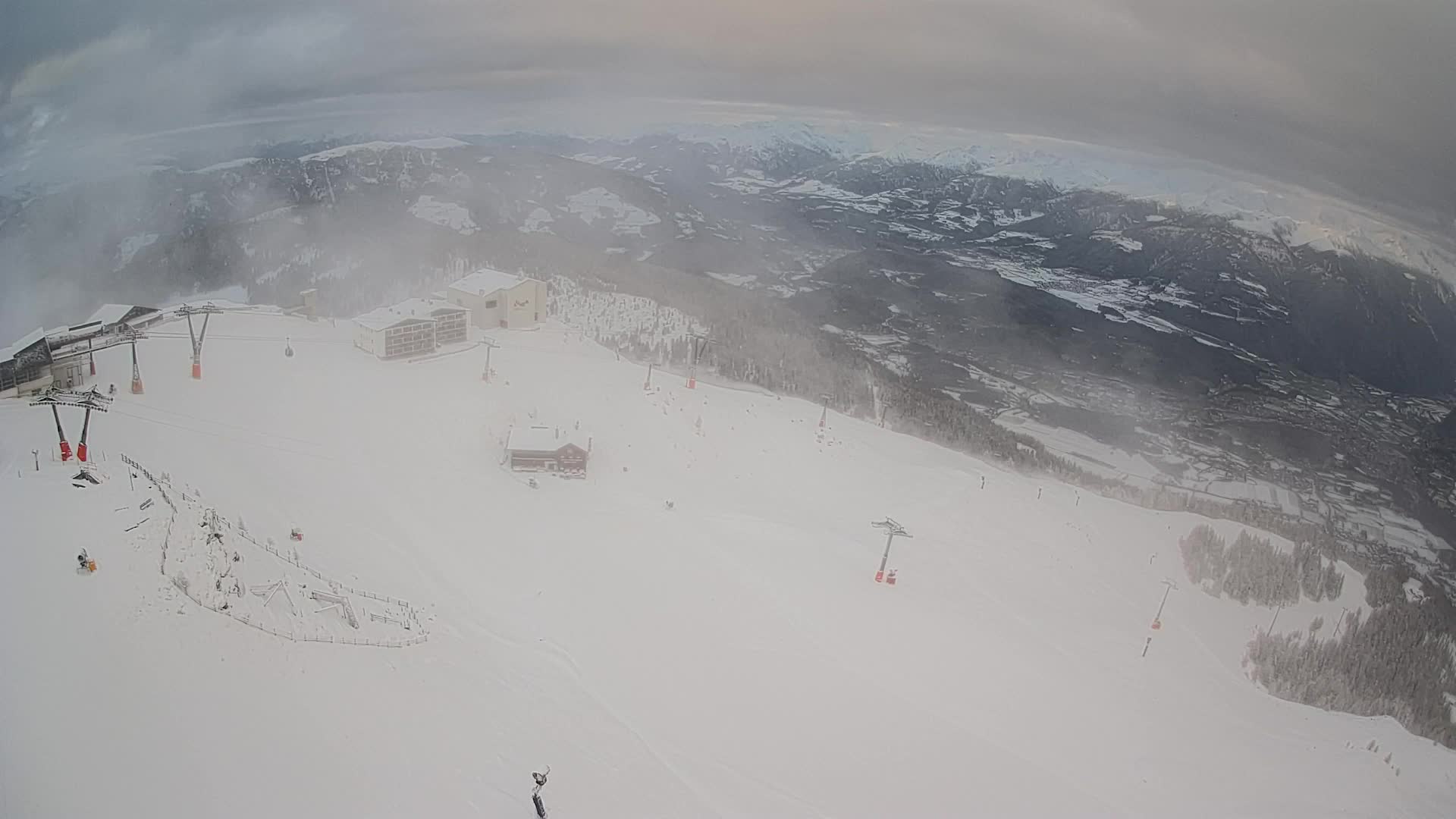 Stazione sciistica di Plan de Corones | vista su Brunico