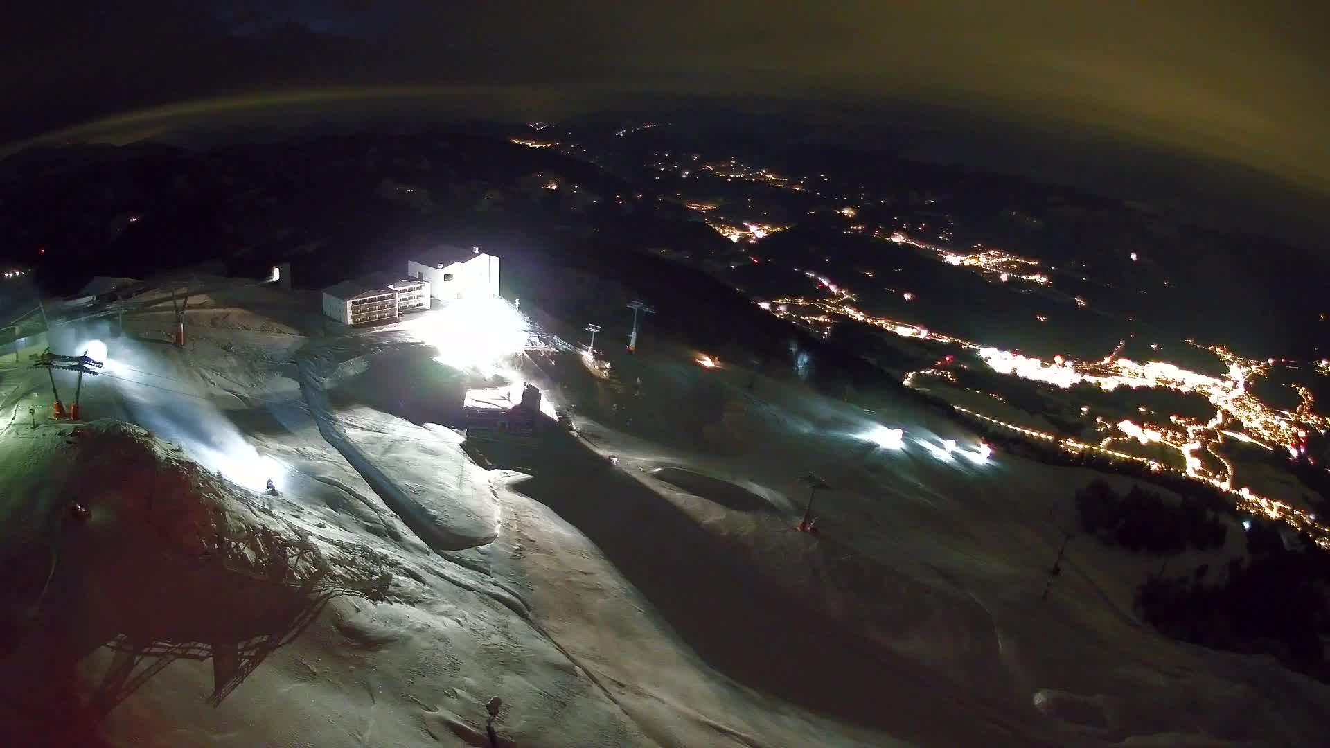 Skigebiet Kronplatz Gipfel | Blick auf Bruneck