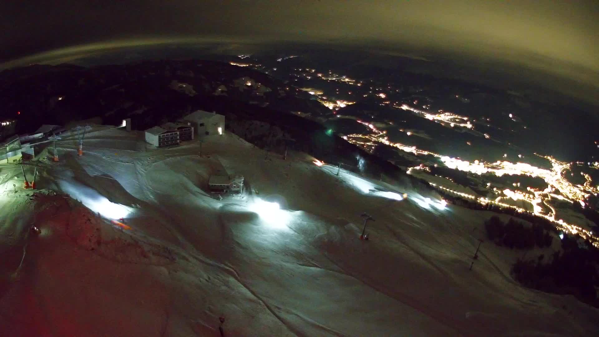 Stazione sciistica di Plan de Corones | vista su Brunico