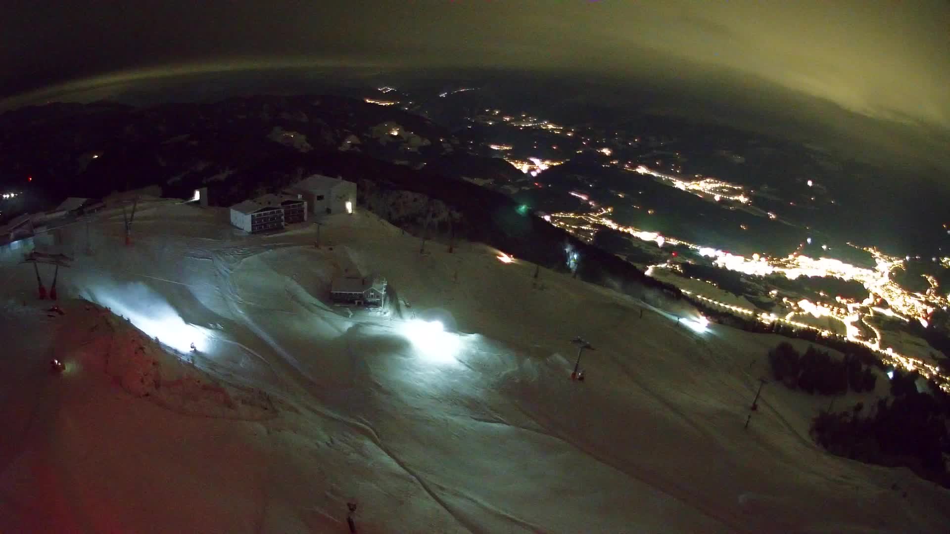Stazione sciistica di Plan de Corones | vista su Brunico