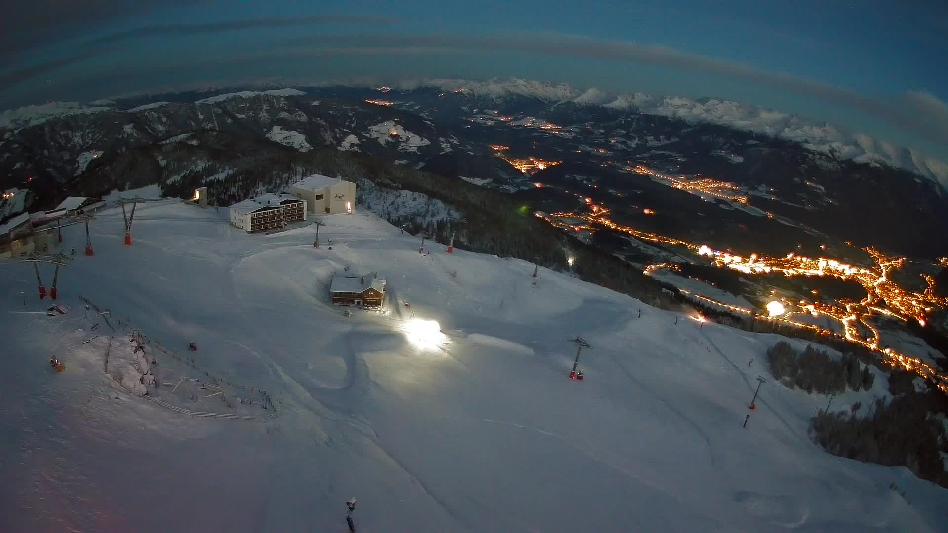 Stazione sciistica di Plan de Corones | vista su Brunico