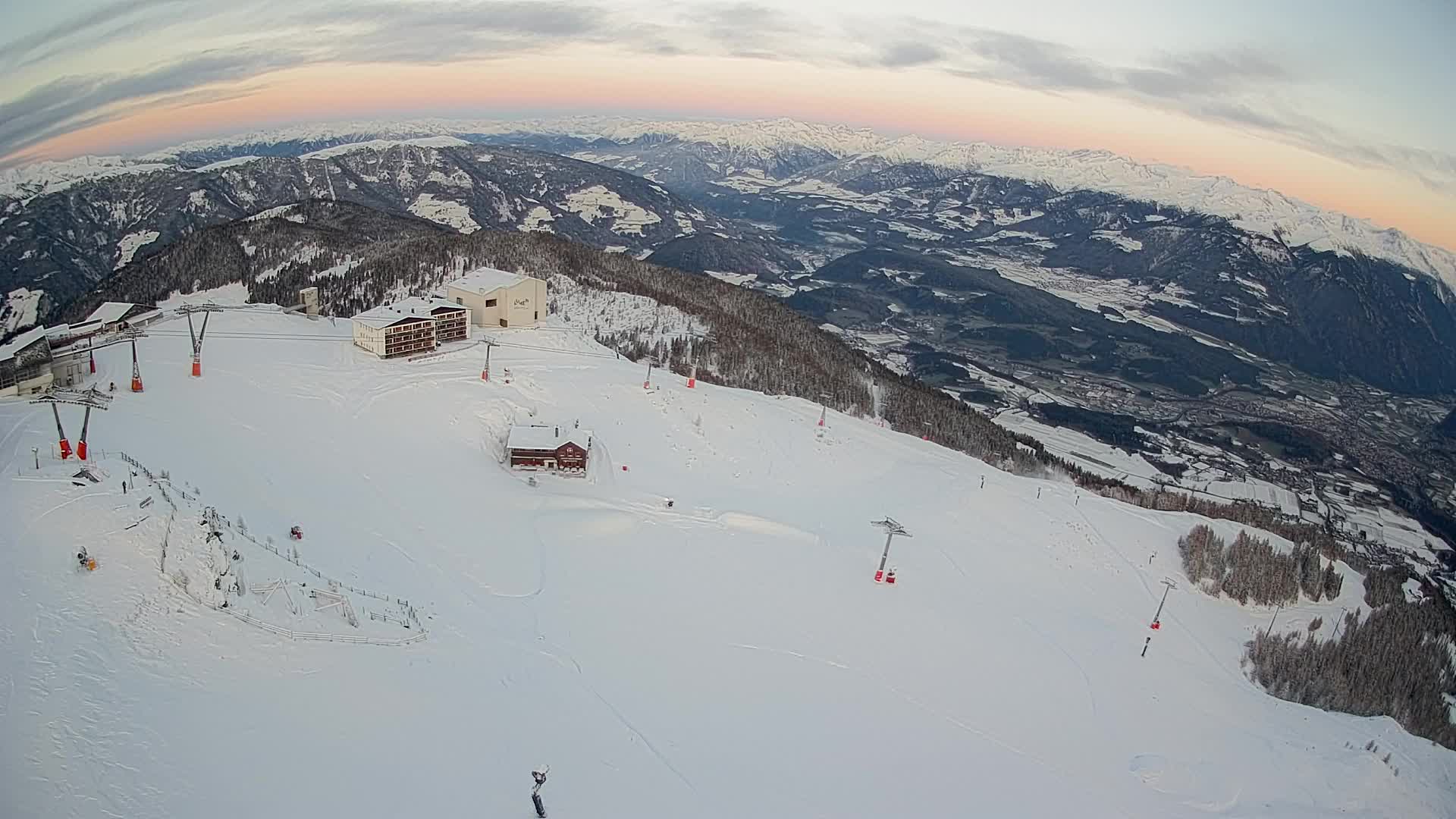 Station de ski Kronplatz sommet | vue sur Brunico