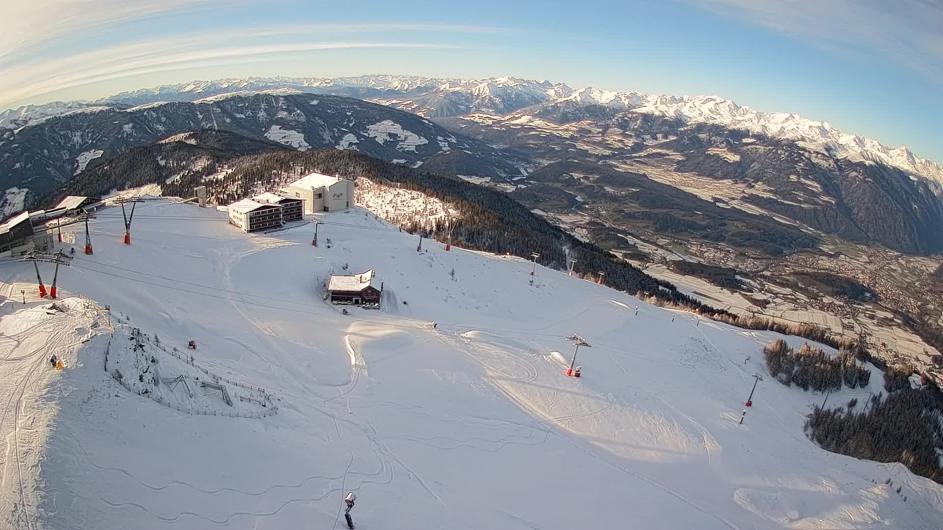 Stazione sciistica di Plan de Corones | vista su Brunico