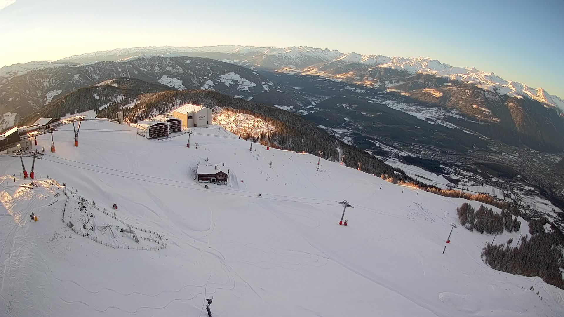 Smučišče Kronplatz – vrh | pogled na Bruneck