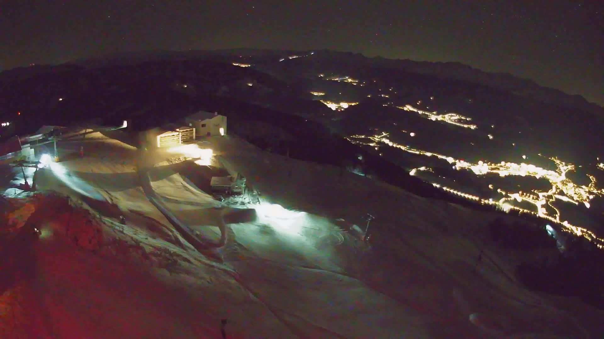 Kronplatz peak Ski resort | view to Bruneck