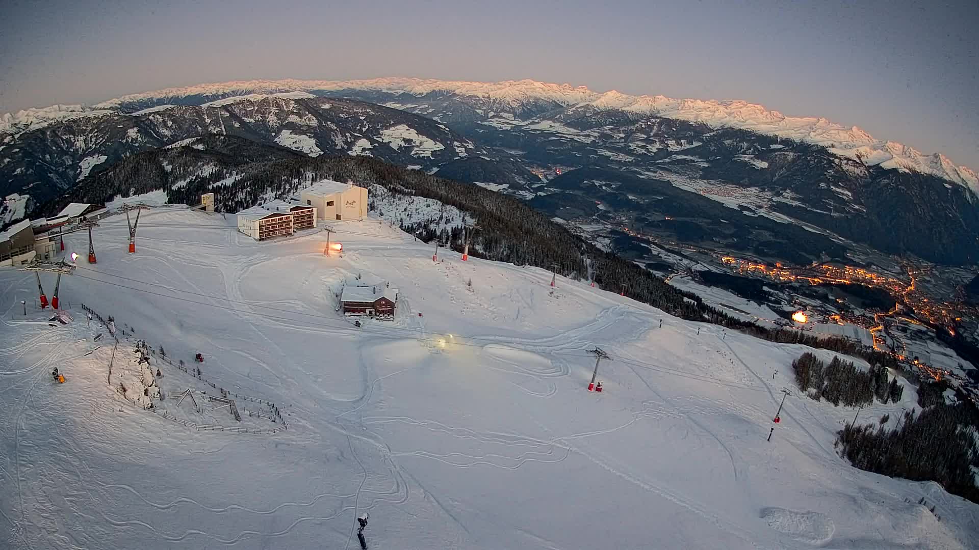 Skigebiet Kronplatz Gipfel | Blick auf Bruneck